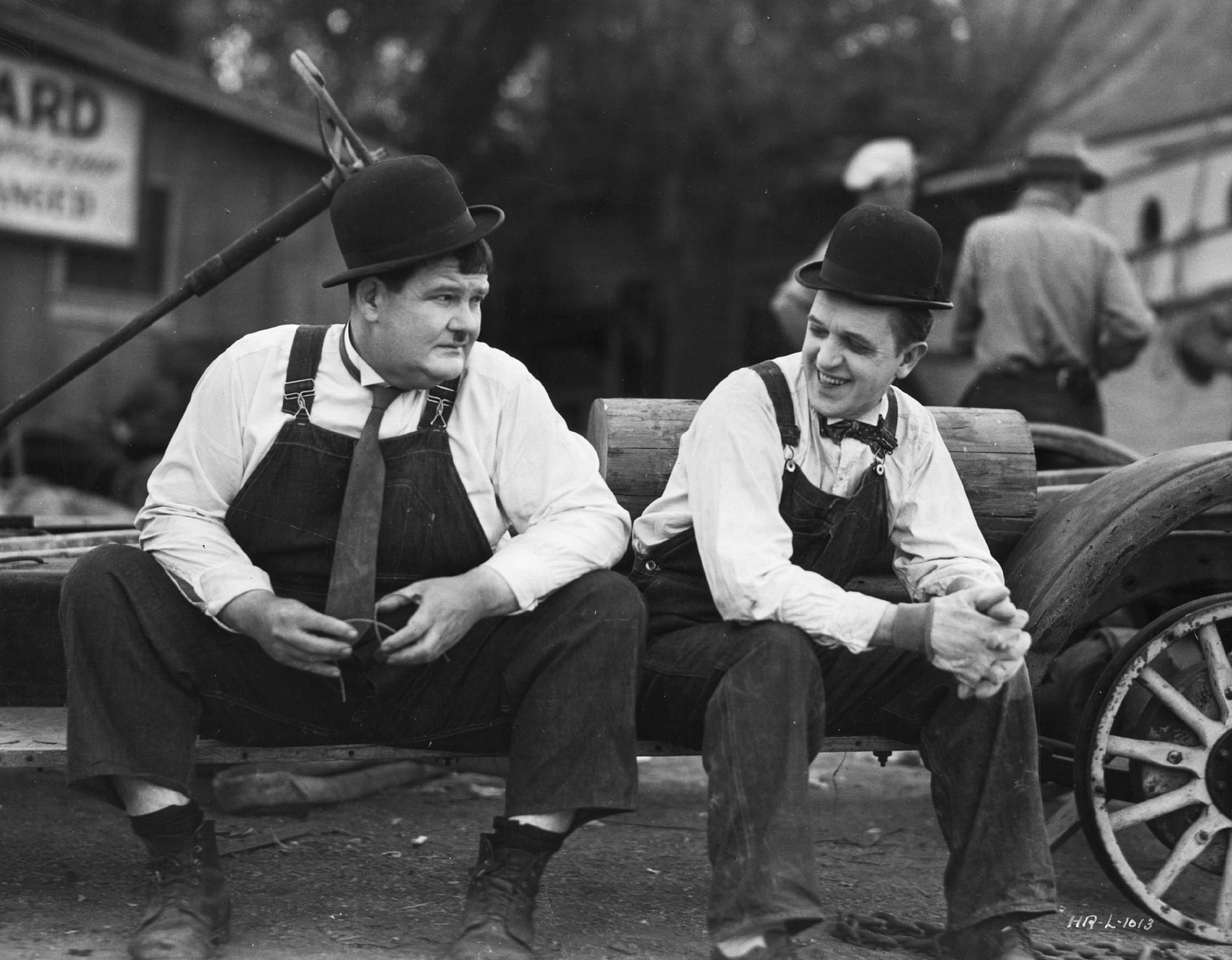monochrome, 2K, Laurel and Hardy, film stills, HD Wallpaper
