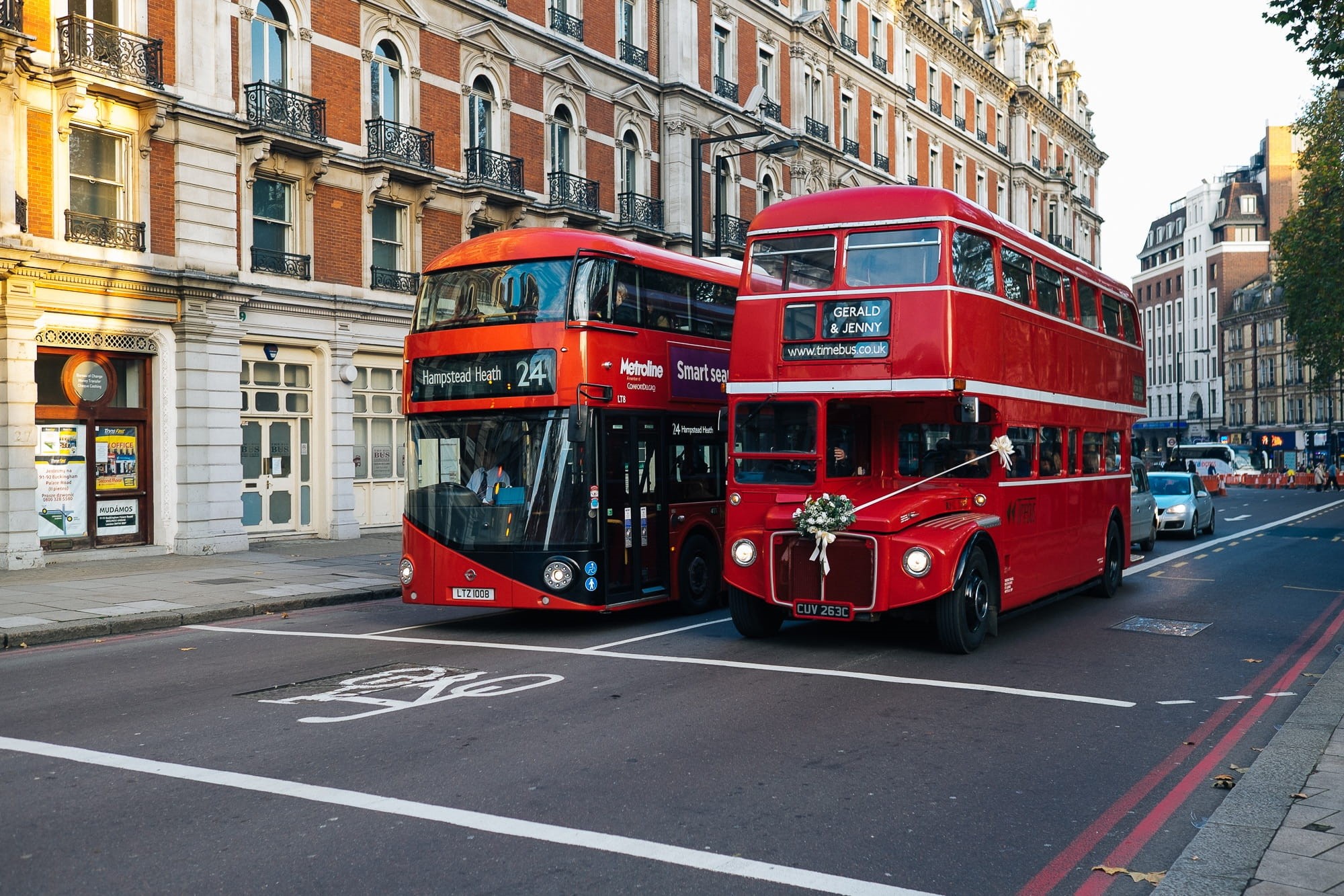 two, traffic, communication, land vehicle, british Culture, red, people, double, 1080P, travel Destinations, europe, built structure, urban Scene, decker, HD Wallpaper
