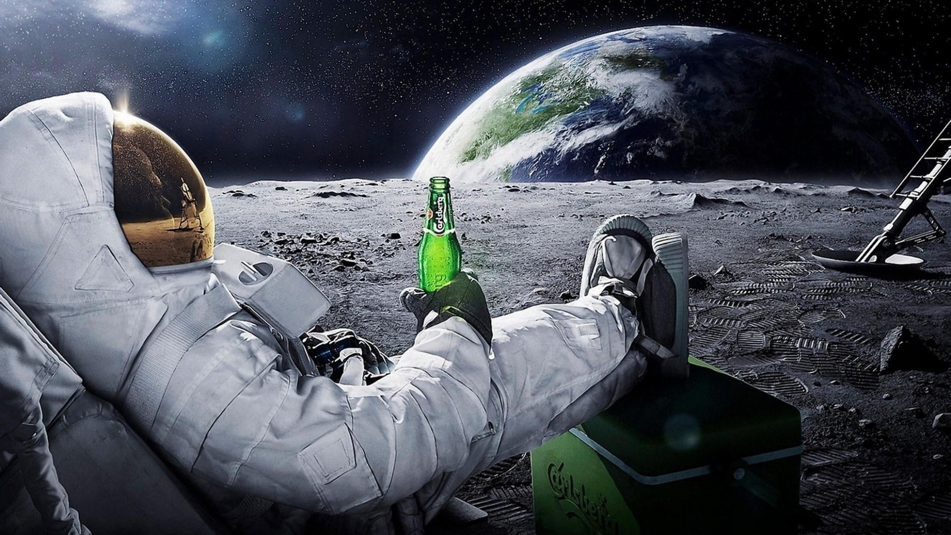 view, beer, funny, moon, space, space station, sky, resting, outer space, astronaut, phenomenon, earth, 1080P, HD Wallpaper
