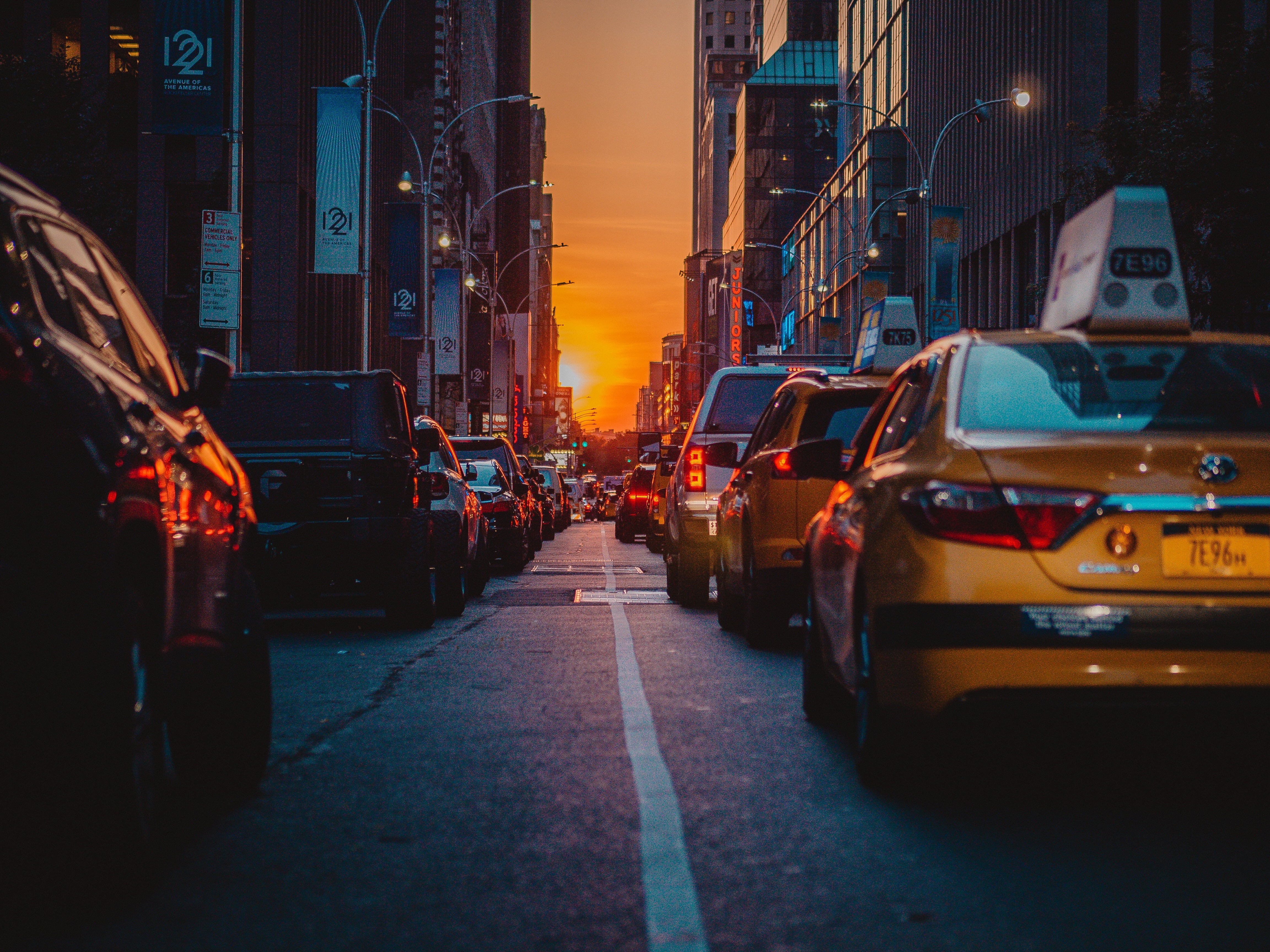 night, dusk, people, direction, diminishing perspective, motor vehicle, mode of Transport, avenue, taxi, built Structure, new york, car, the way forward, HD Wallpaper