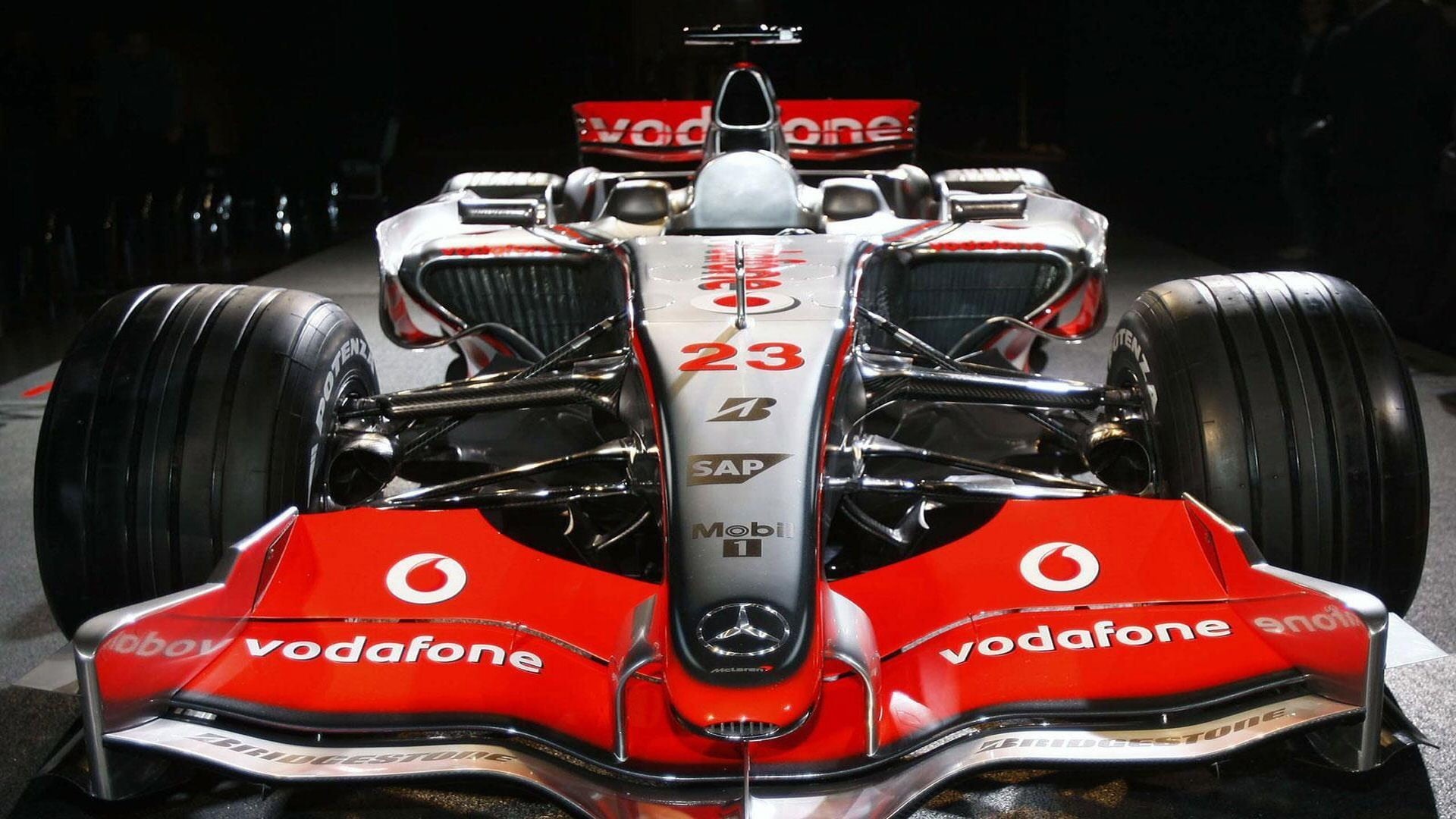 McLaren Formula 1, no people, sport, red, day, motorsport, professional sport, Formula 1, close-up, mode of transportation, black background, sports race, HD Wallpaper