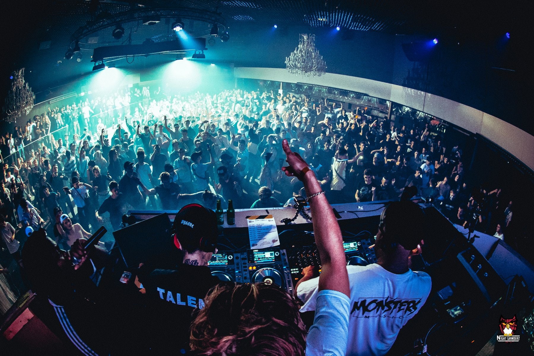 720P, arms, crowds, DJ, Riddim Dubstep, HD Wallpaper