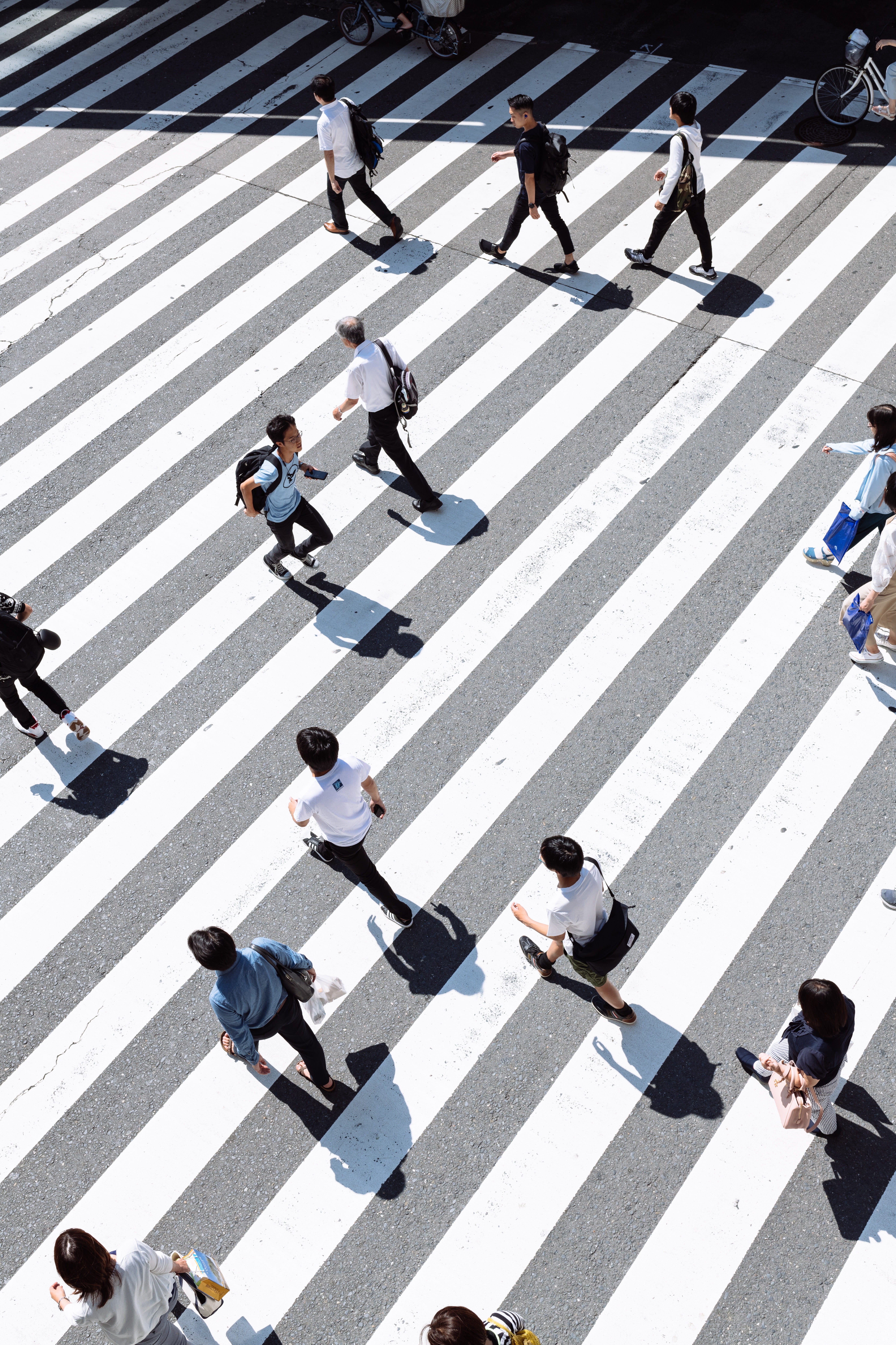 business, street, crossing, 8K, crowding, scenery, walking, unsplash, day, japan, streetscape, osaka, outdoors, people crossing the street, tokyo Prefecture, Phone HD Wallpaper