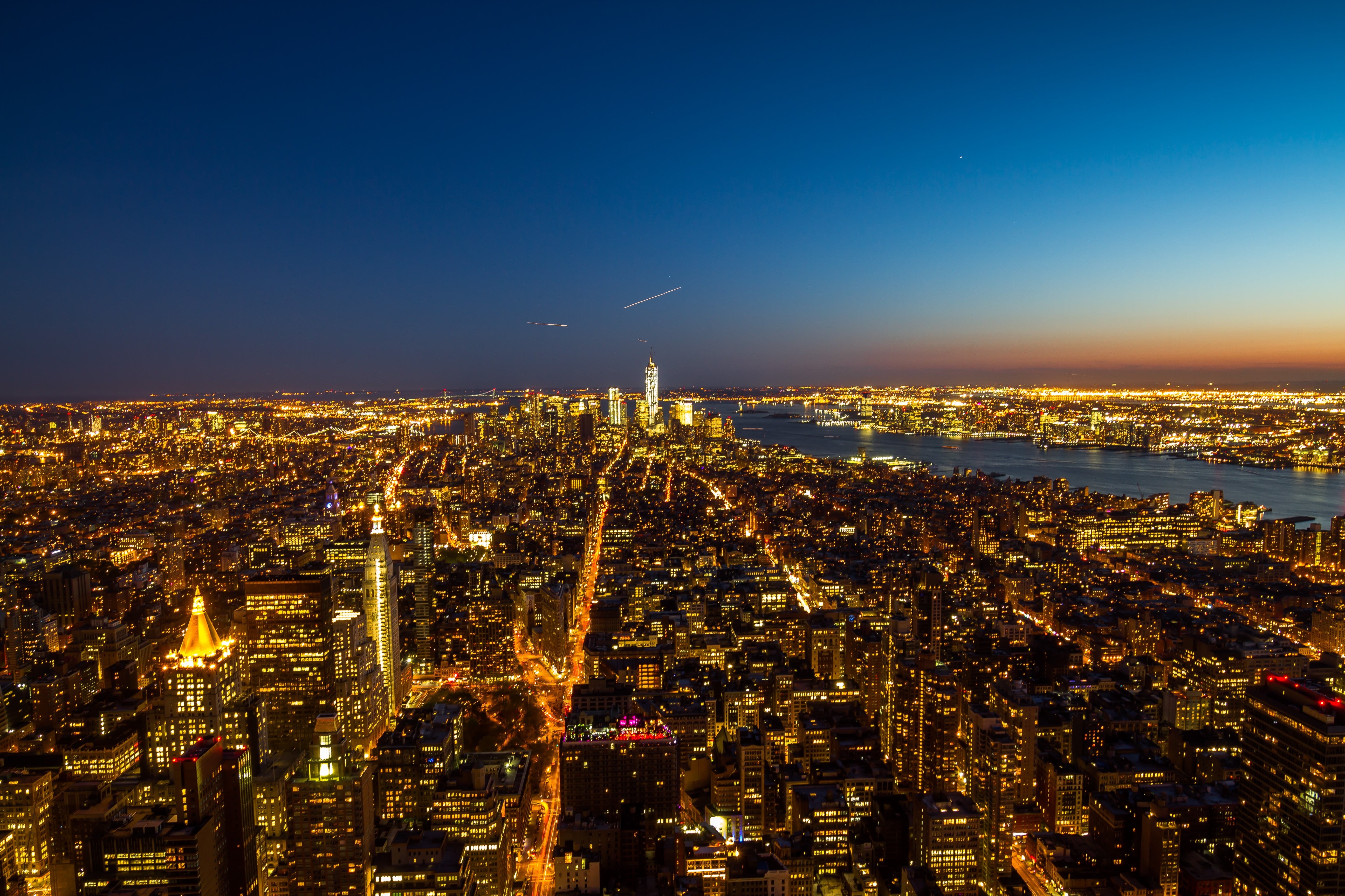 street Light, top view, dusk, manhattan - New York City, built Structure, residential district, light - Natural Phenomenon, urban Scene, 5K, downtown District, HD Wallpaper