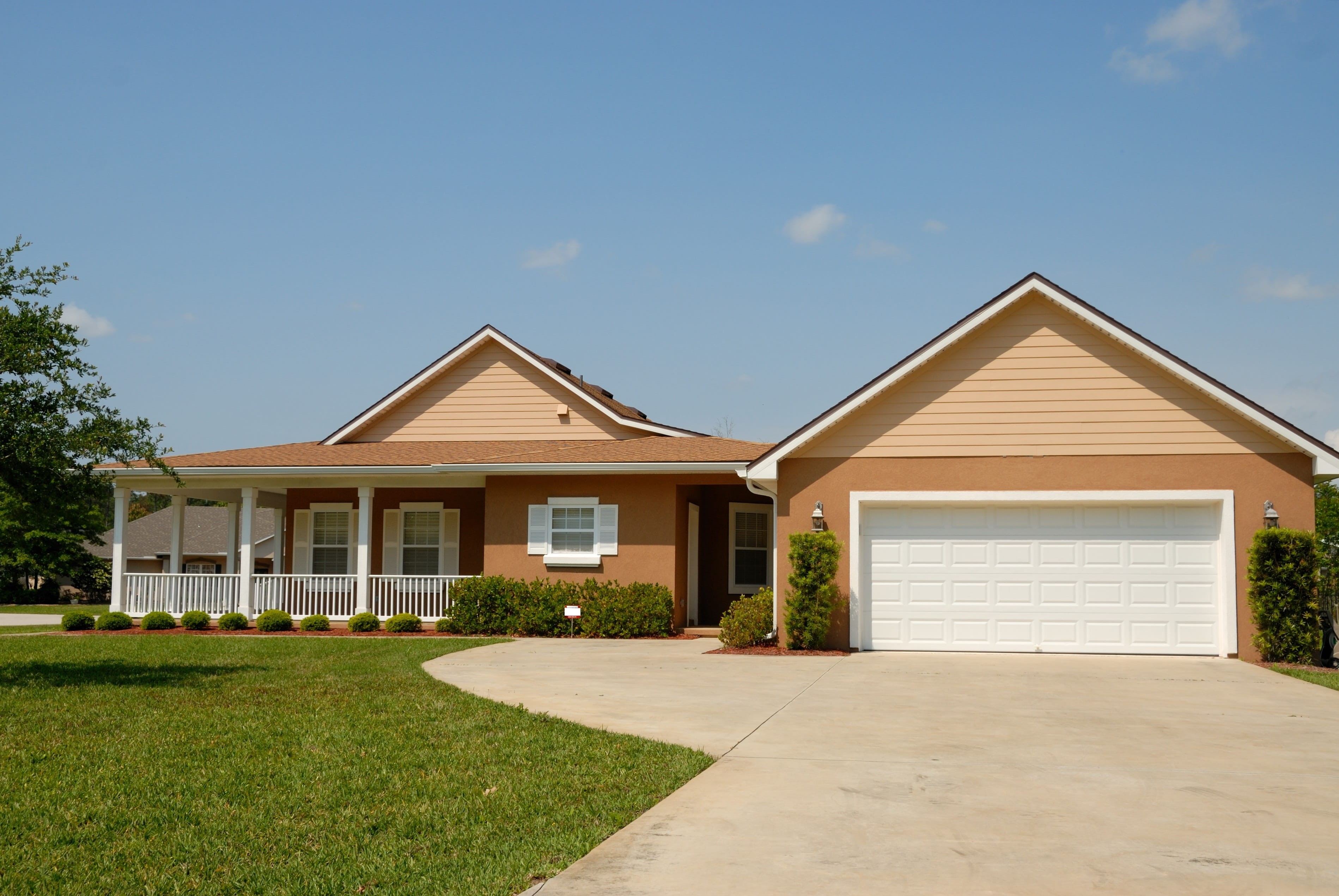 residence, architecture, property, upscale, lawn, garage, modern, house, door, florida home, tropical, luxury, wealth, residential, brown, wood, window, HD Wallpaper