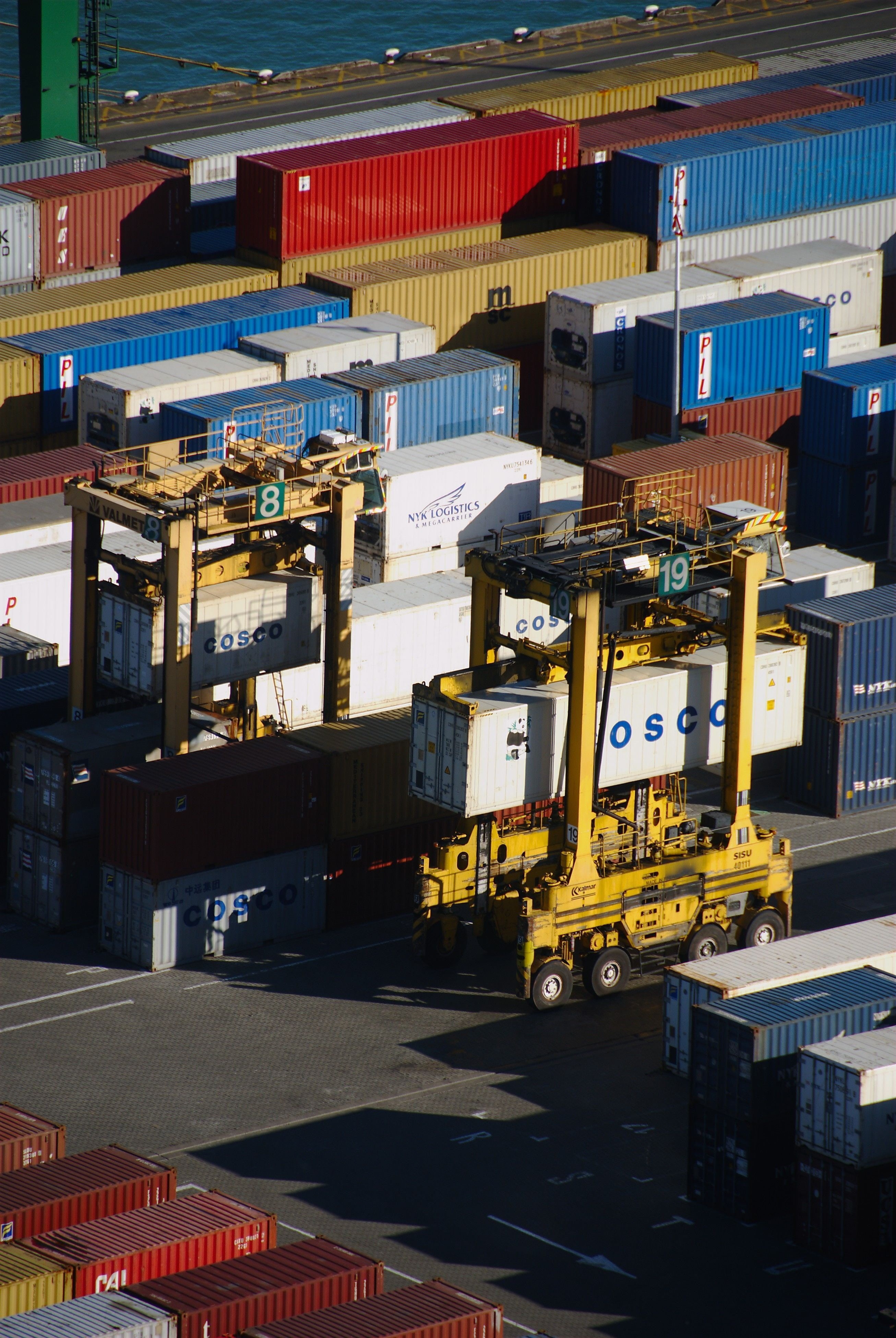 container, commercial, nature, trade, public transportation, business, freight transportation, transportation, lot, building, logistic, import, delivery, Phone HD Wallpaper