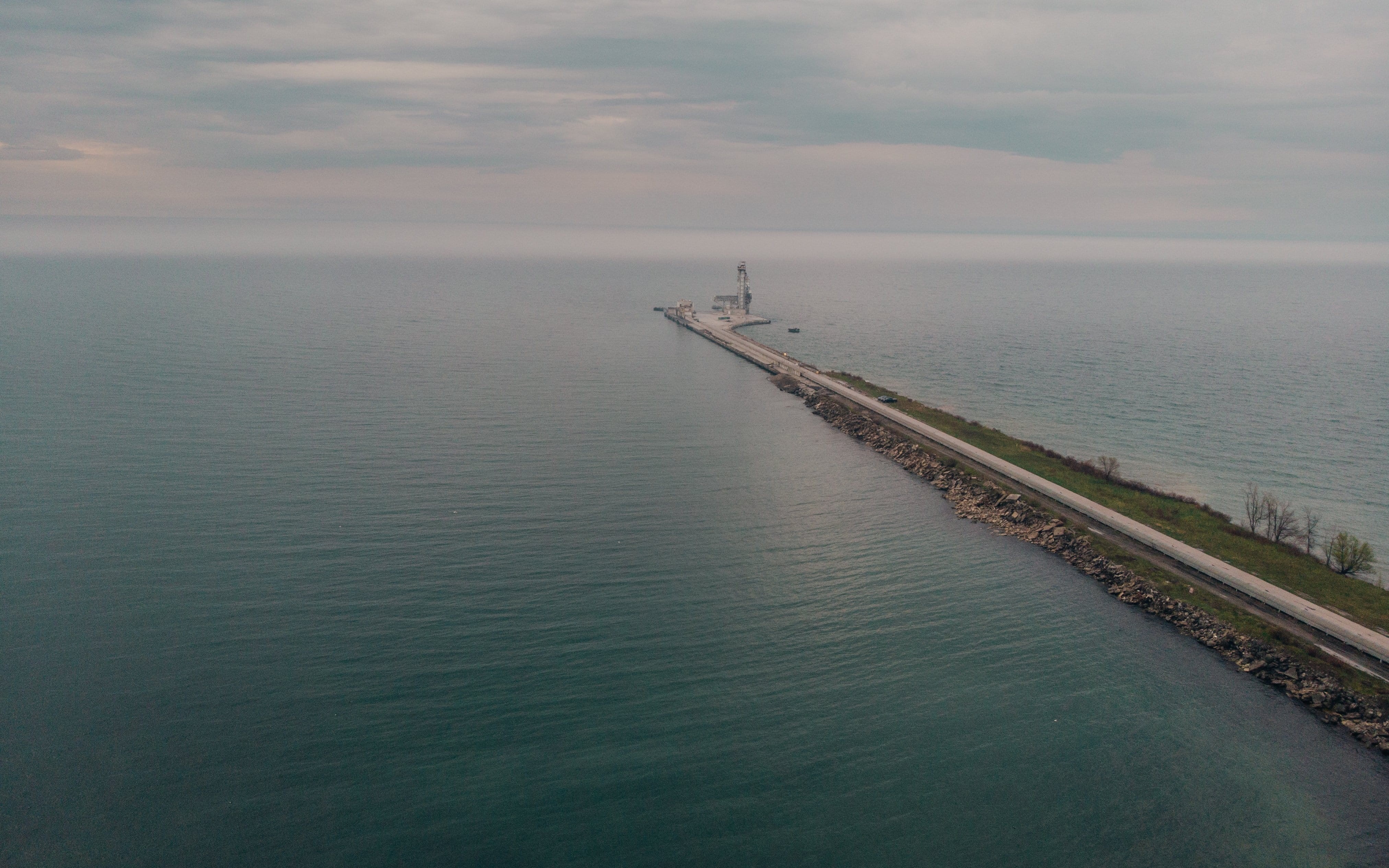 crane, export, embarkation, equipment, machine, shipment, machinery, carrier, tranquil scene, waterfront, tranquility, dock, seaside, container, industry, HD Wallpaper