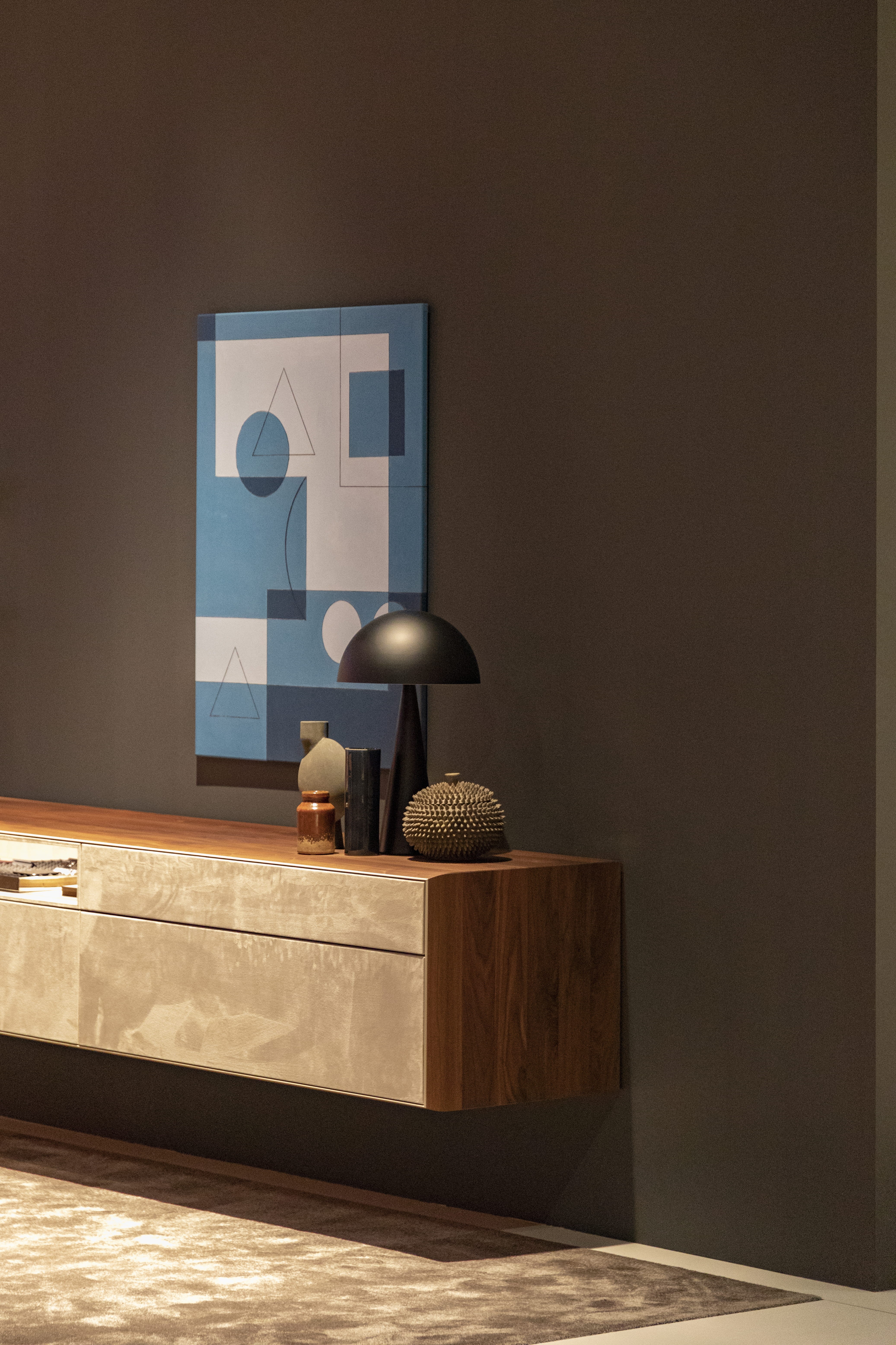 day, sunlight, mid century, 5K, wall, table, artwork, wall - building feature, art, no people, indoors, brown, canvas, counter, still life, absence, lighting equipment, Phone HD Wallpaper
