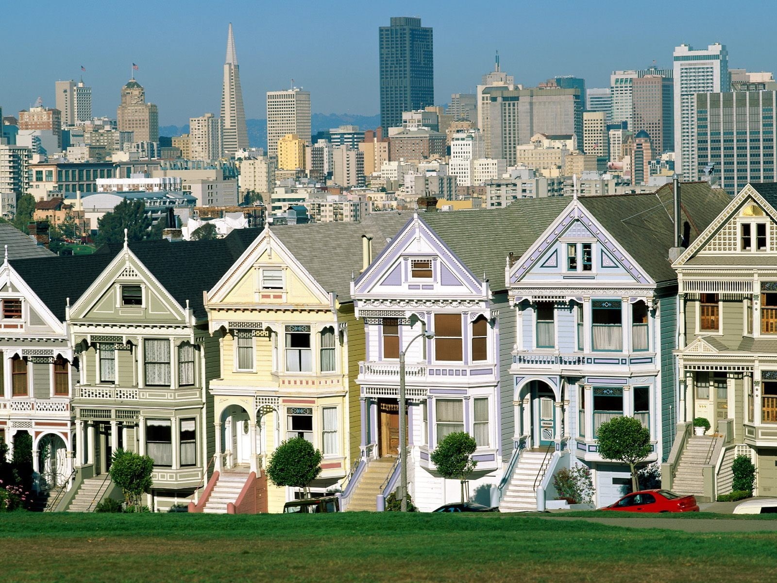 skyscraper, Seven Sisters, row house, building exterior, lawn, white, plant, no people, residential district, day, Victorian, outdoors, 720P, building, HD Wallpaper