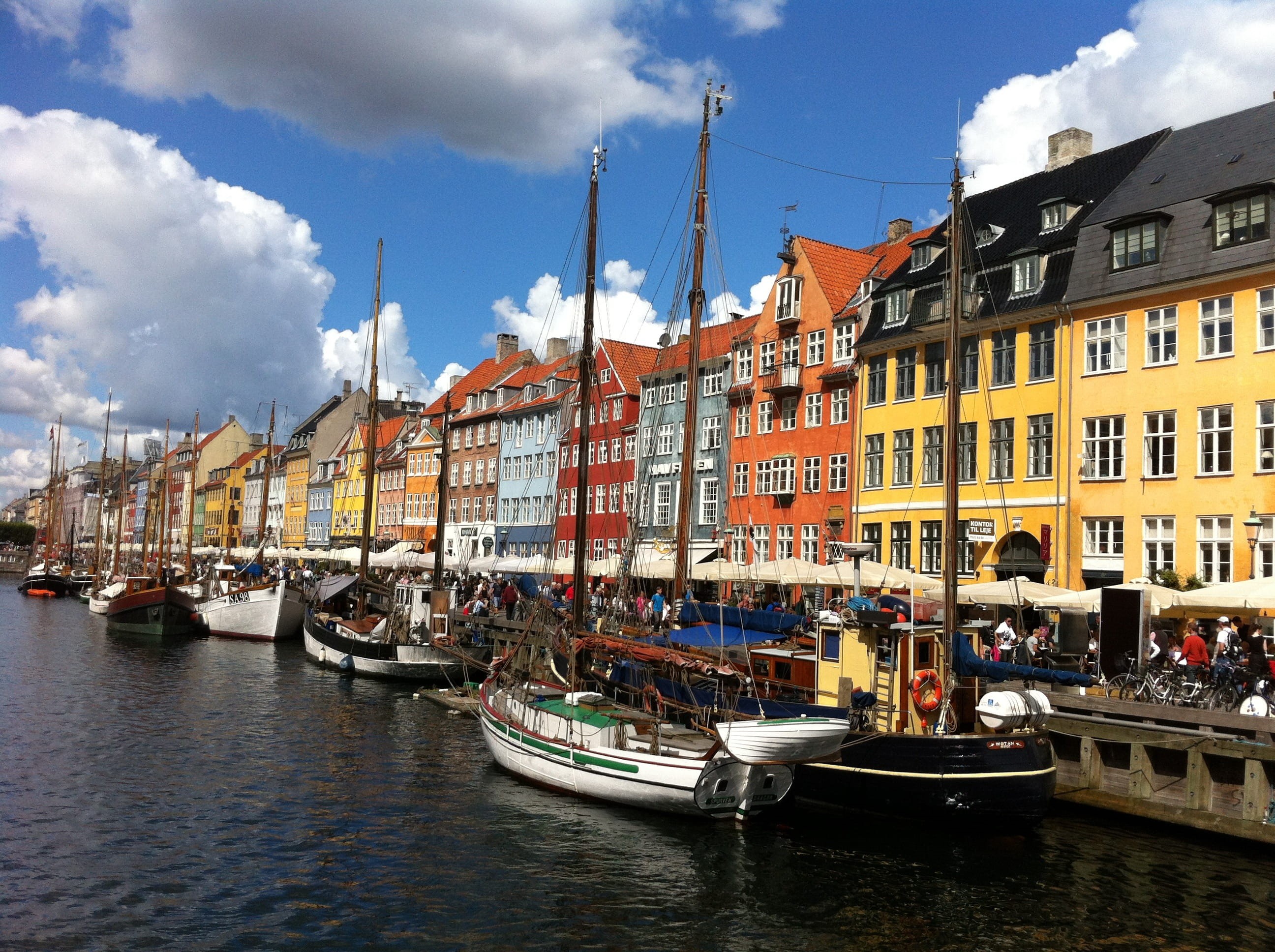view, famous Place, scandinavia, urban Scene, tourism, sightseeing, travel, Copenhagen, scandinavian, destination, 2K, danish, wooden post, town, water, HD Wallpaper