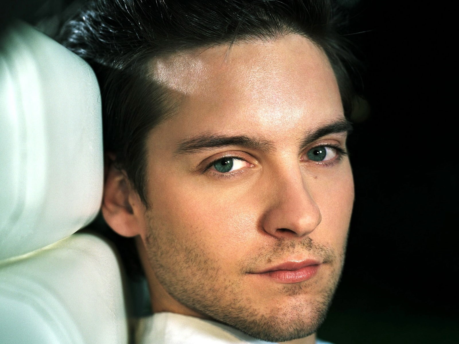 720P, maguire, tobey, actor, charming, HD Wallpaper