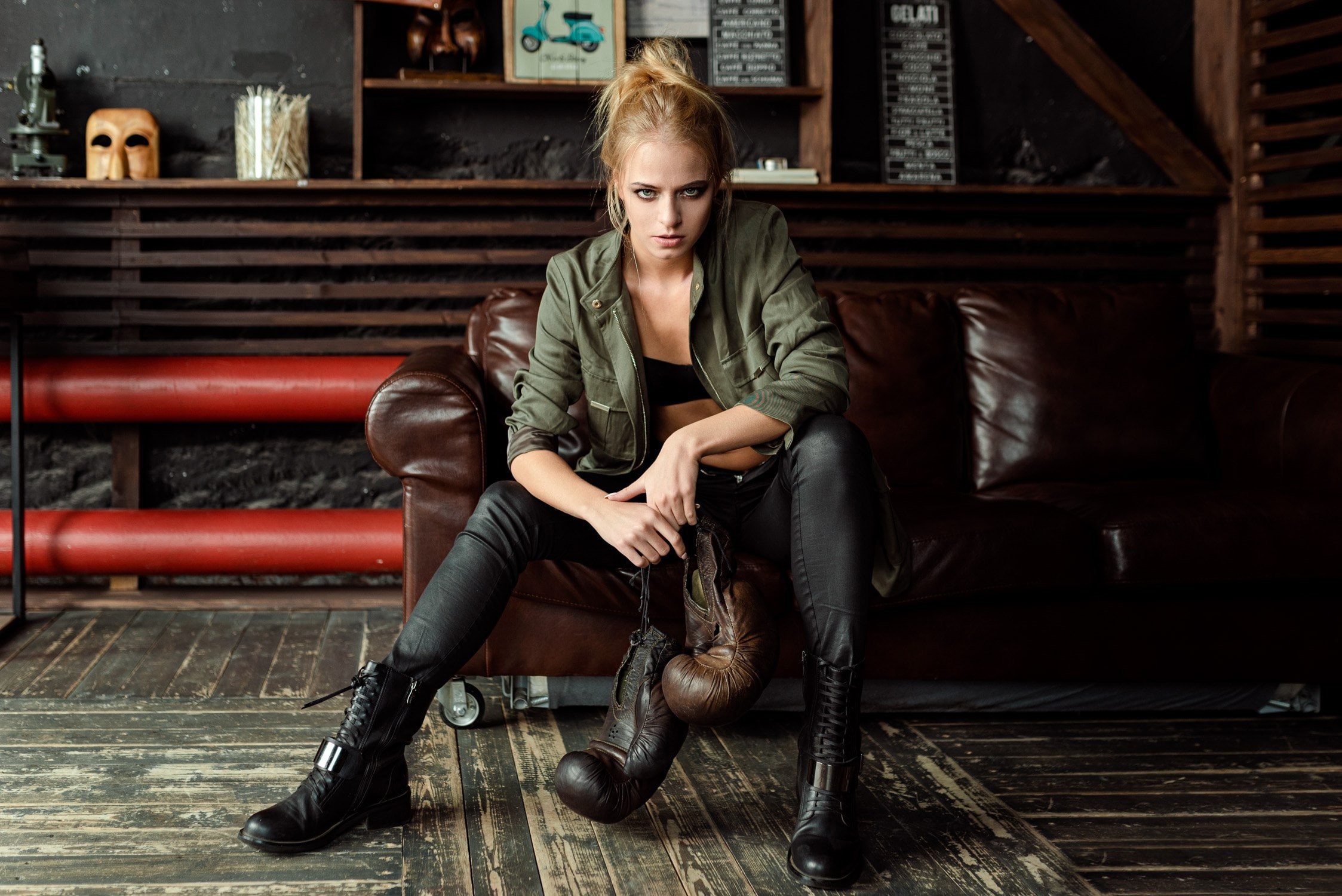 boxing gloves, sitting, women, 1080P, Mila Prihojeva, model, HD Wallpaper