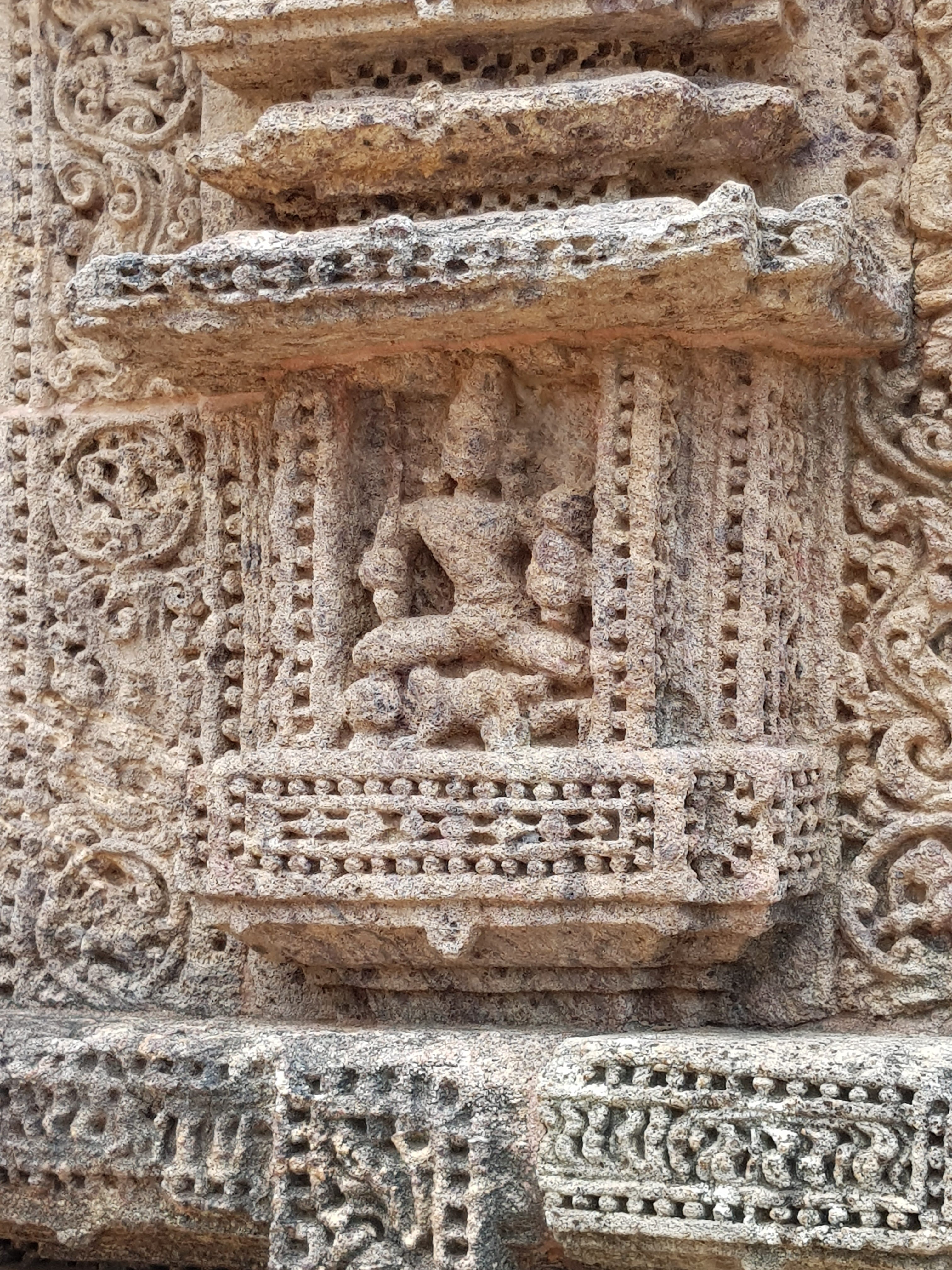 art and craft, ornate, bas relief, ancient civilization, archaeology, ancient, outdoors, sun temple, creativity, built structure, old, wall - building feature, Phone HD Wallpaper