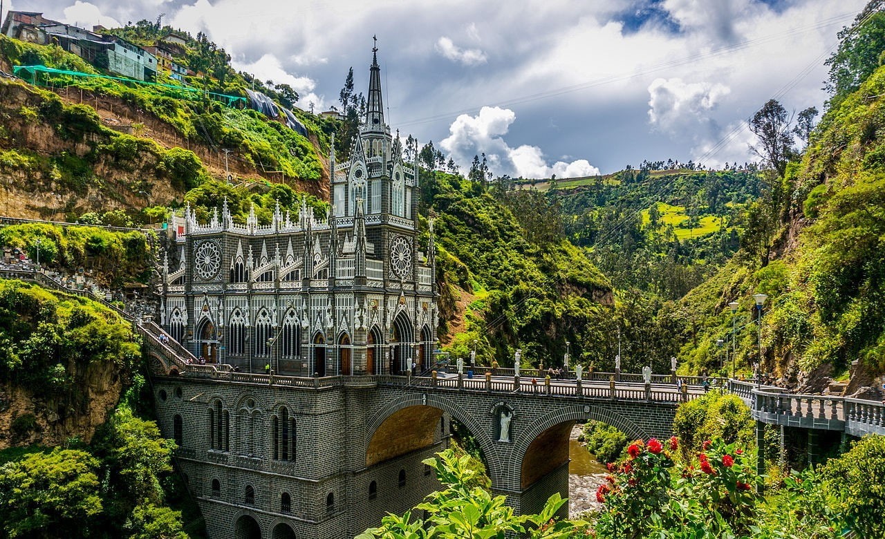 plant, growth, Colombia, rock, sky, travel destinations, nature, mountain, castle, South America, no people, connection, landscape, building exterior, 720P, HD Wallpaper