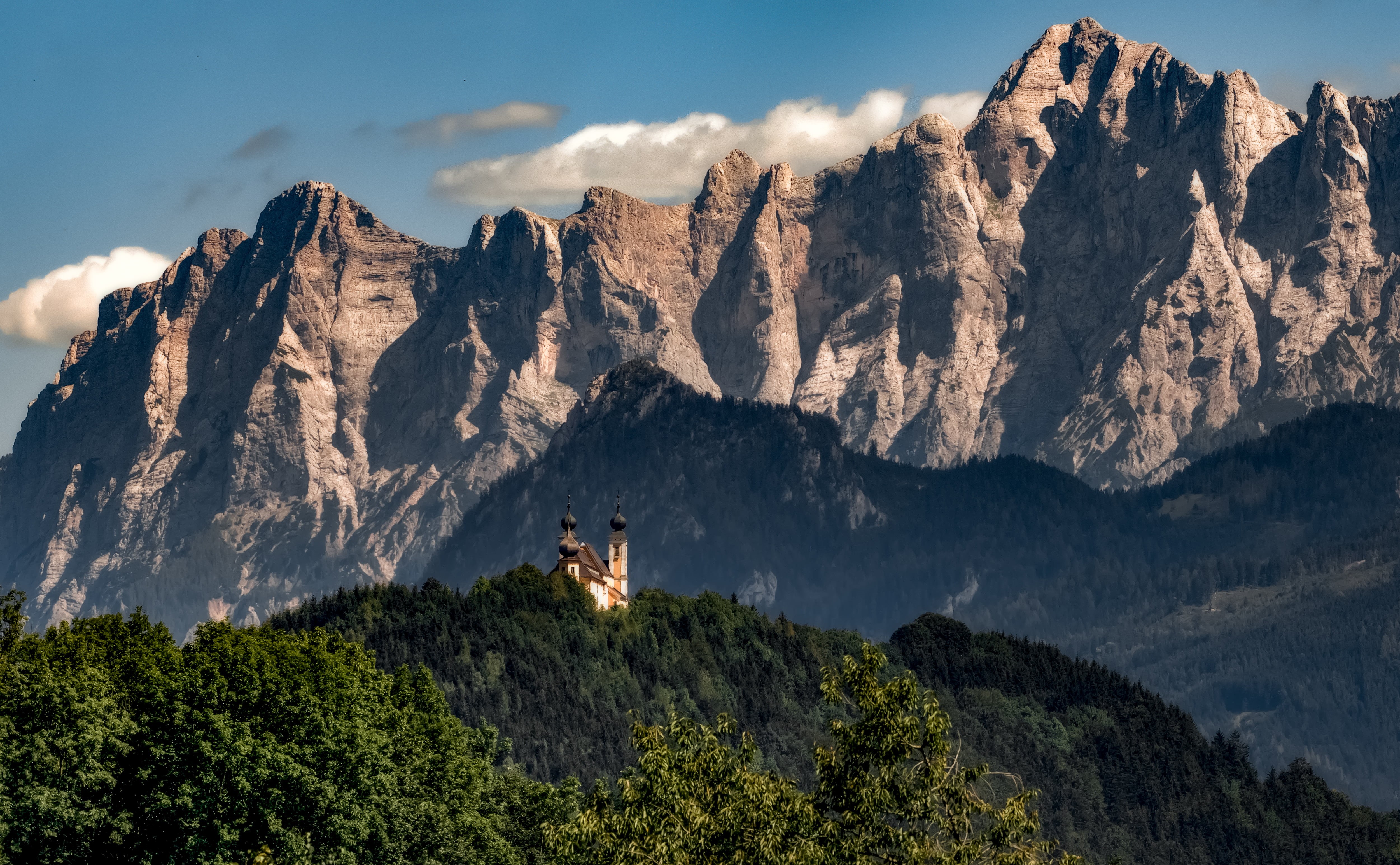 mountains, Österreich, mountain, evening, outdoor, summit  peak, Gesäuse, Ardning, church  building, building, scenics, landscape, hill  mountain, outdoors, HD Wallpaper