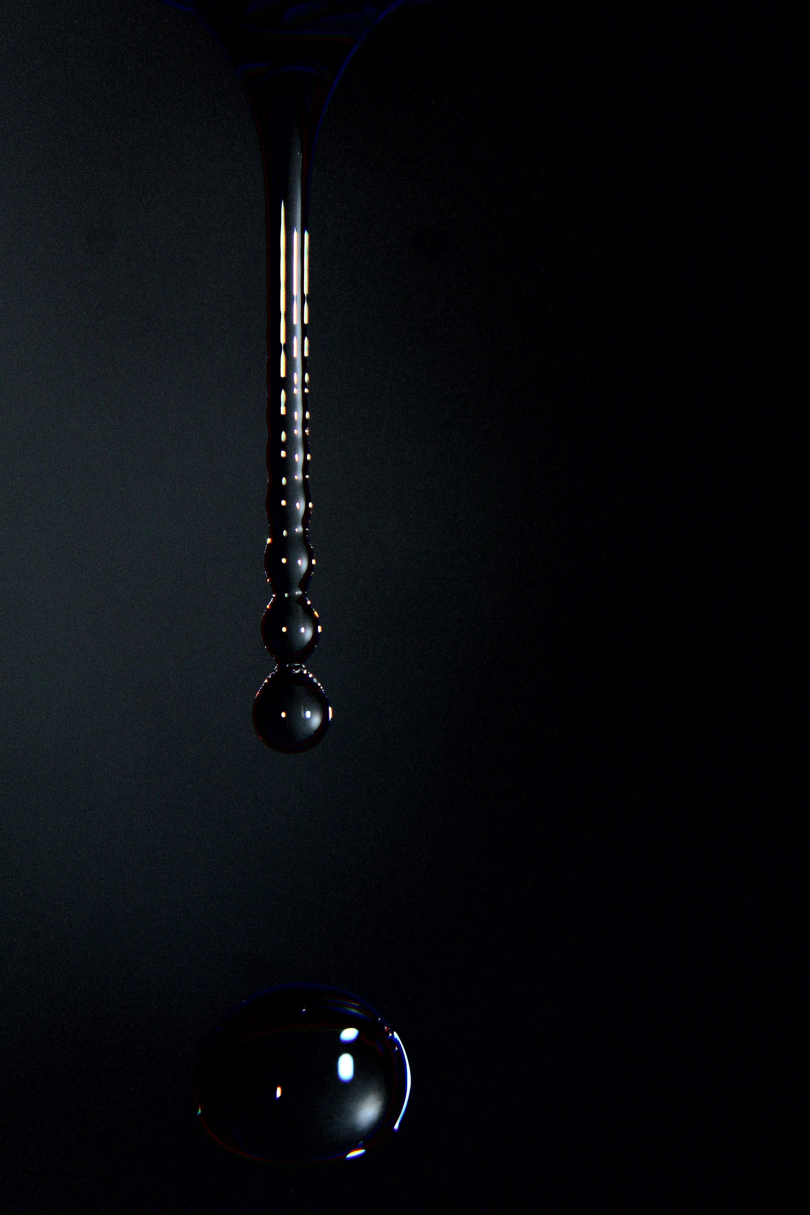 water droplets, luxury, dark, water, copy space, nature, metal, cut out, motion, shape, no people, purity, indoors, single object, droplet, reflection, Phone HD Wallpaper