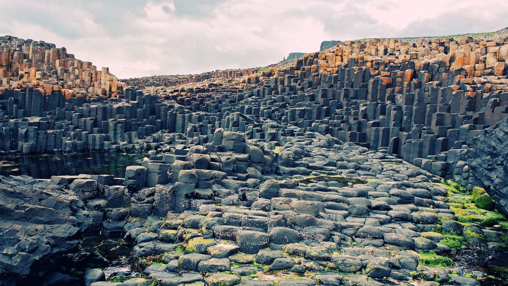 1080P, sky, scenics - nature, mountain, day, building exterior, built structure, no people, non-urban scene, Giants Causeway, stone wall, architecture, HD Wallpaper