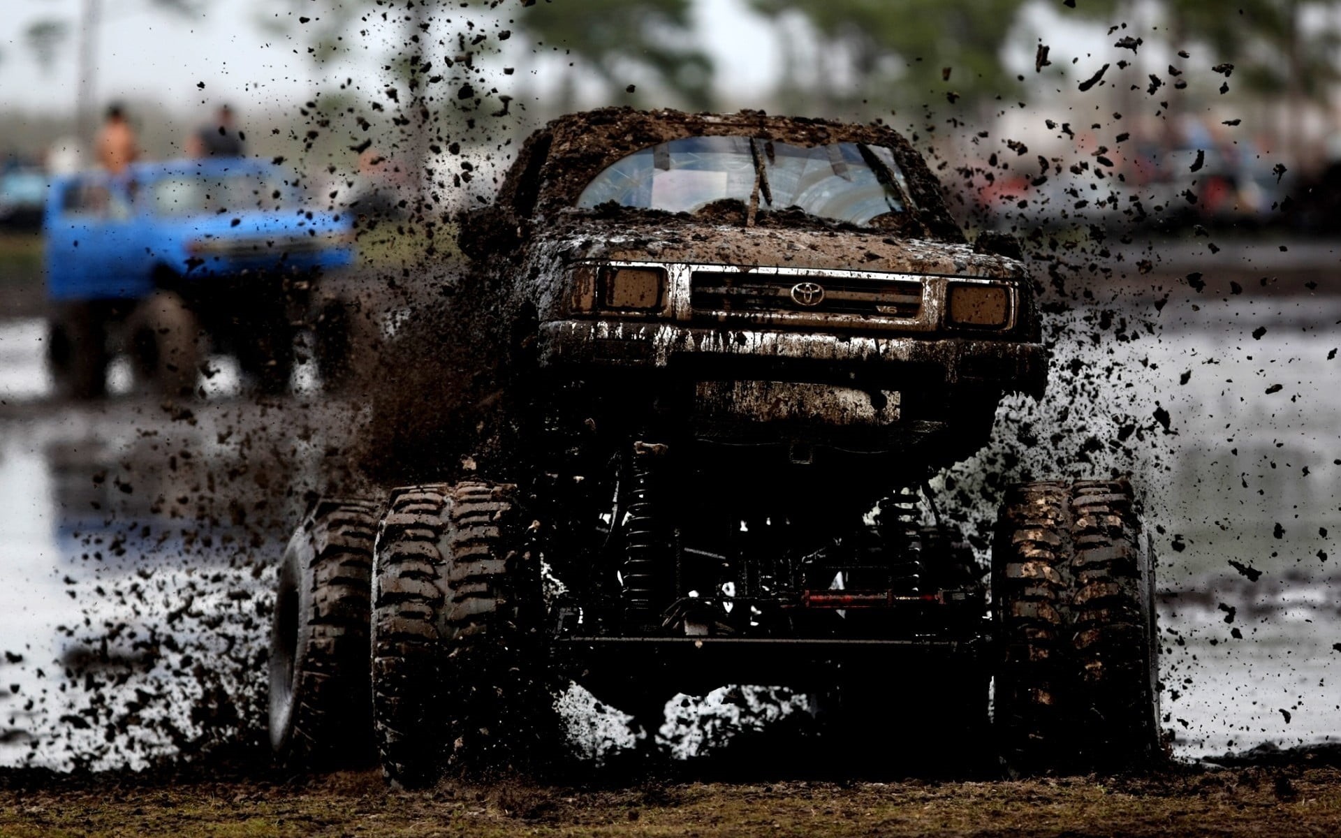 land vehicle, no people, focus on foreground, nature, transportation, ruined, outdoors, obsolete, truck, decline, car, black, old, damaged, day, monster, HD Wallpaper