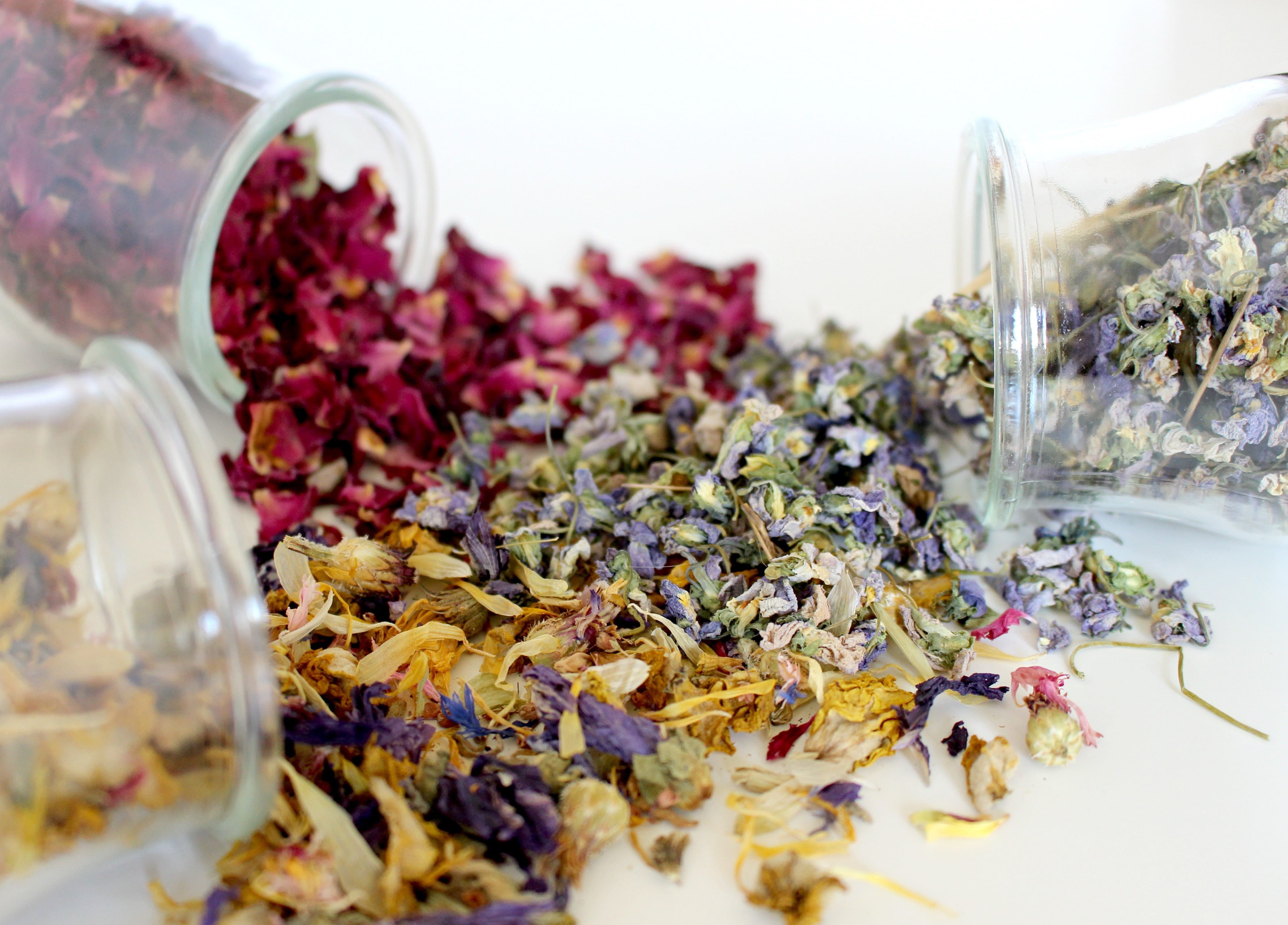 tea leaves, scented, vases, container, indoors, precious gem, color, naturopathy, small, transparent, three, flowering plant, Dry, natural cosmetics, Flower, HD Wallpaper