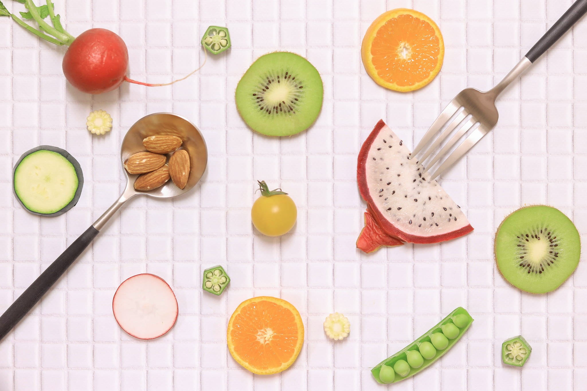 fruit, green Color, kiwi - fruit, wellbeing, bowl, household equipment, table, kiwi, food, view, sliced, food and drink, cutting board, studio shot, top, HD Wallpaper