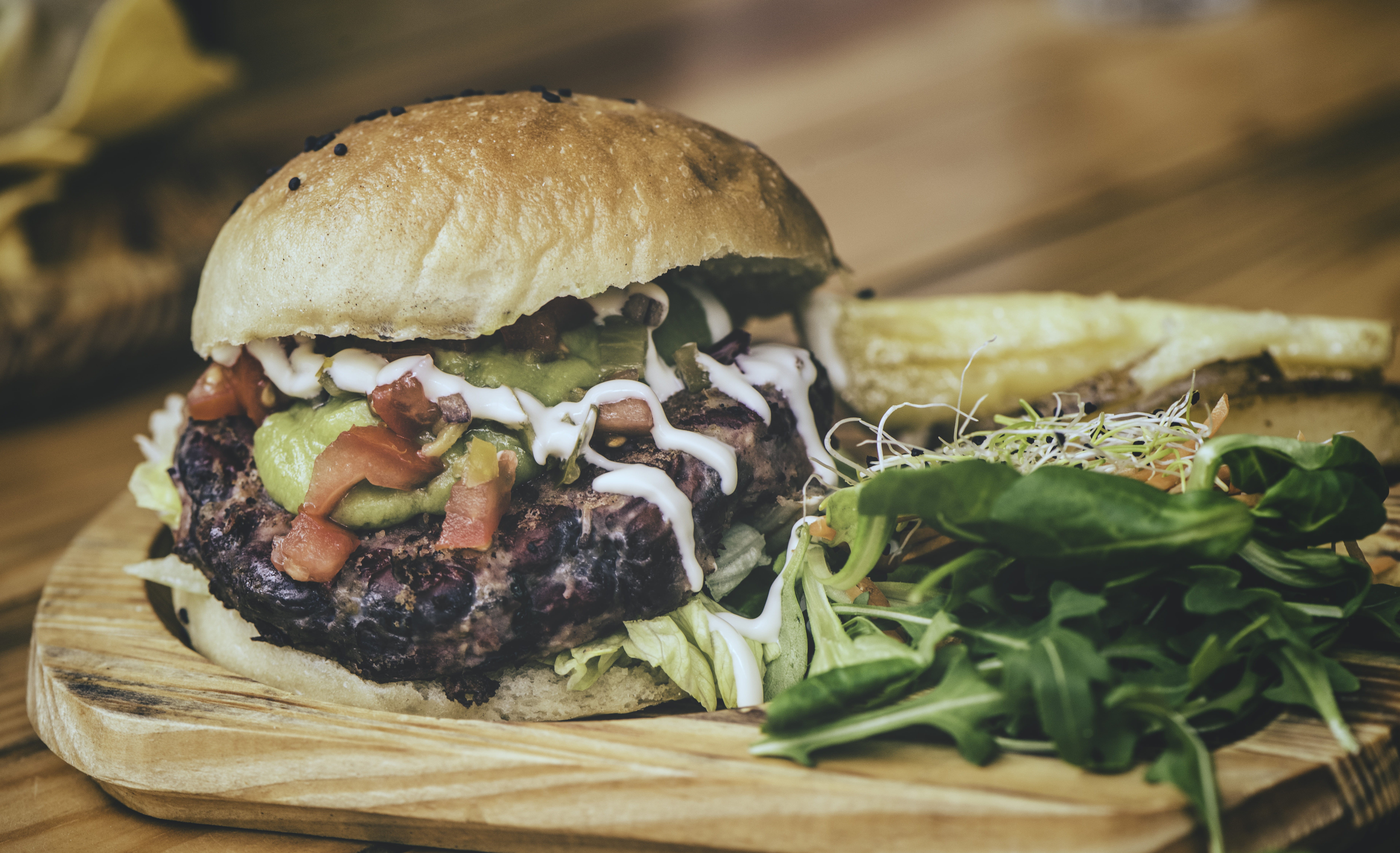 yummy, salad, food and drink, still life, bun, 5K, hamburger, fast food, chopping, brown, fresh vegetables, wooden board, cheeseburger, selective focus, HD Wallpaper