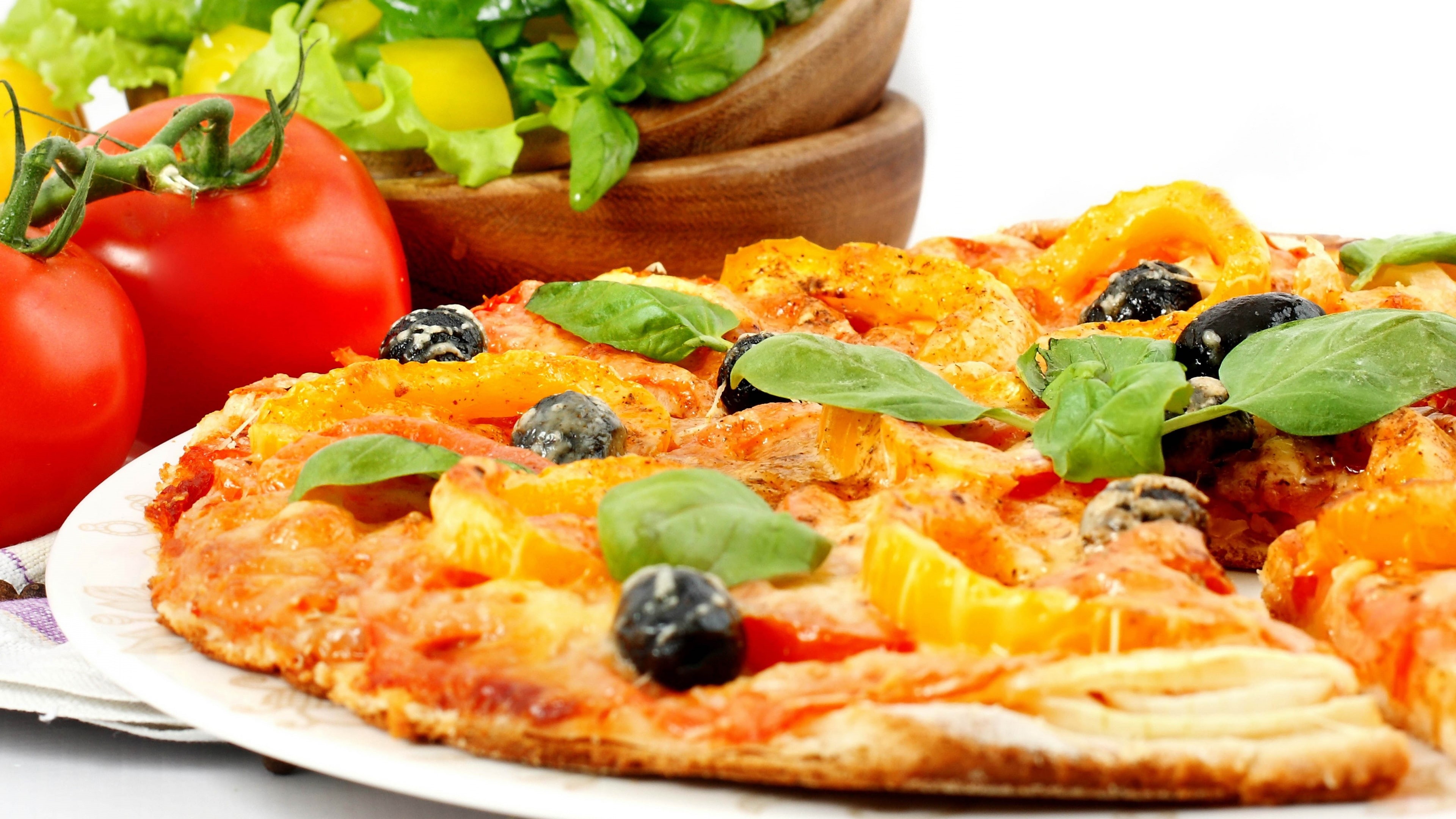 4K, food, vegetables, pizza, tomatoes, olives, HD Wallpaper
