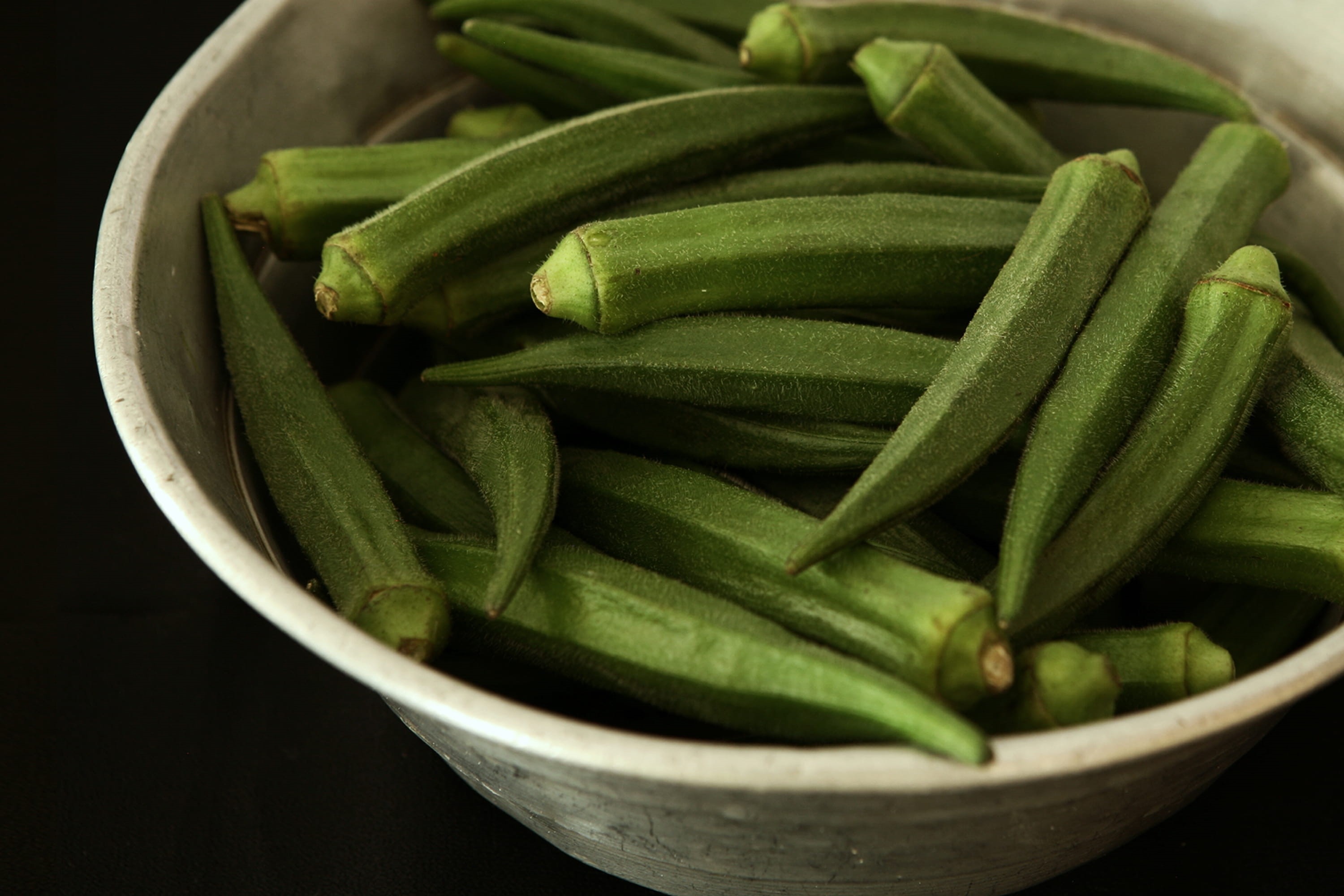food, directly above, bean, lady, bowl, white, green Color, okra, black background, green, healthy Eating, organic, studio shot, 2K, s, ladies, vegetarian Food, HD Wallpaper