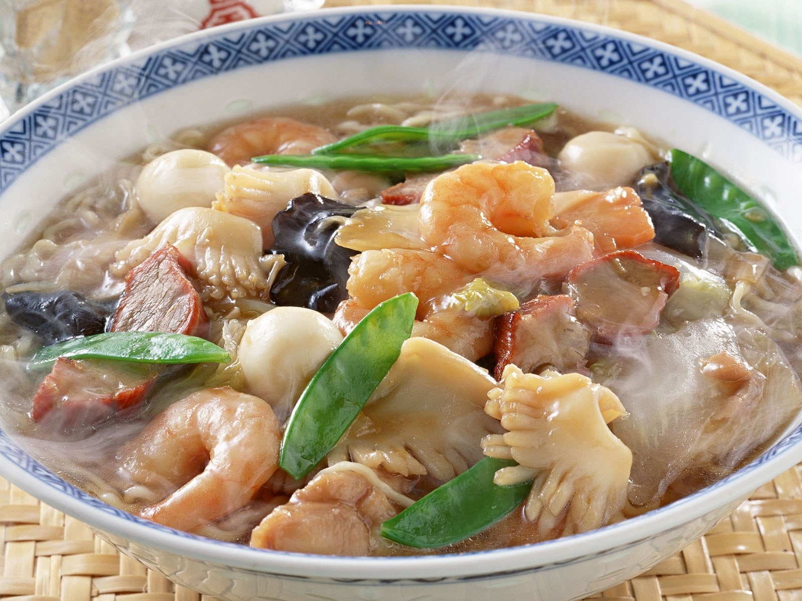 wellbeing, food and drink, close-up, food, meat, seafood, crockery, plate, healthy eating, soup, indoors, ready-to-eat, freshness, vegetable, useful, shrimp, HD Wallpaper