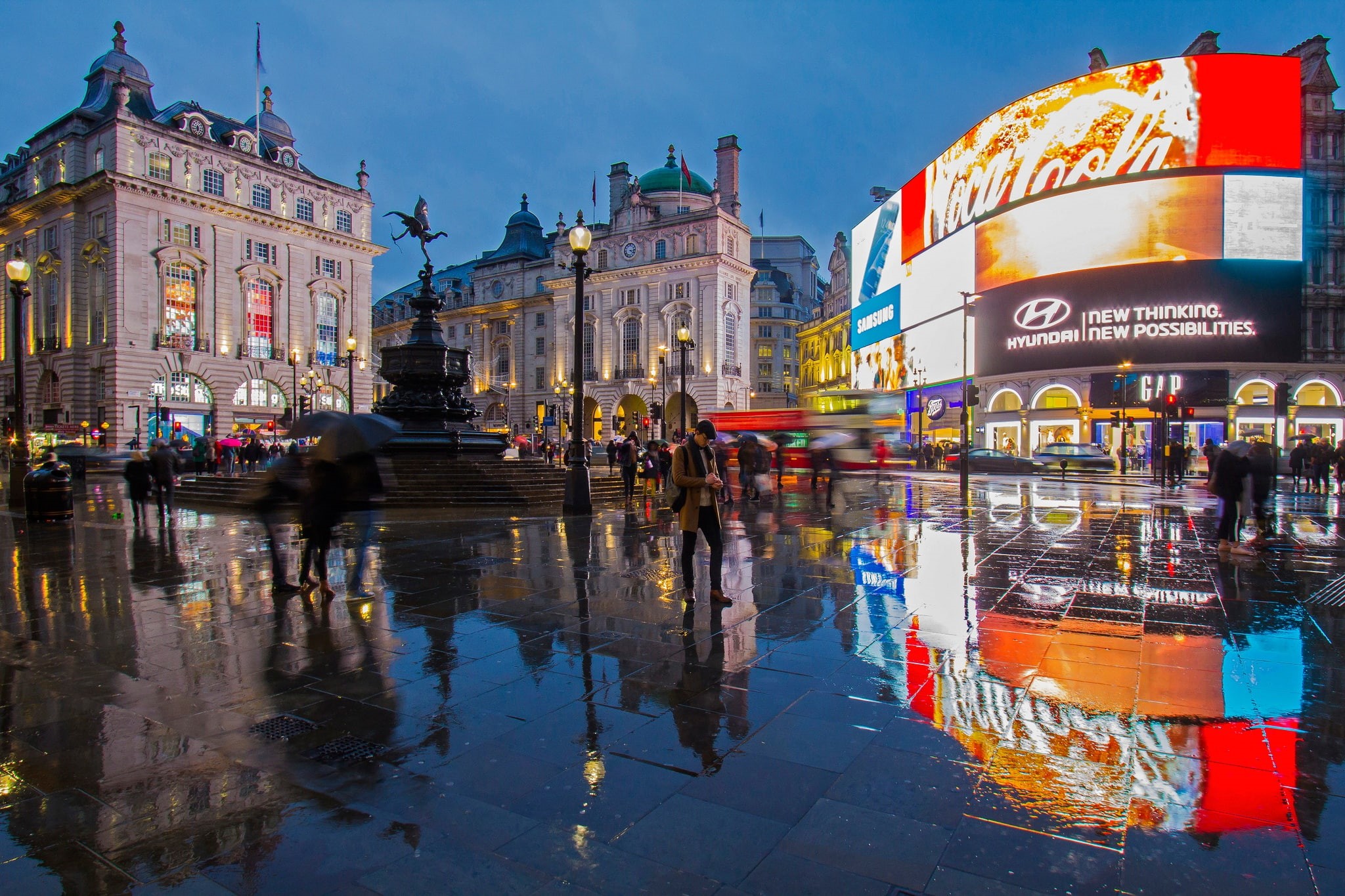 reflection, 1080P, Piccadilly circus, fountain Shaftesbury, England, SOHO, London, HD Wallpaper