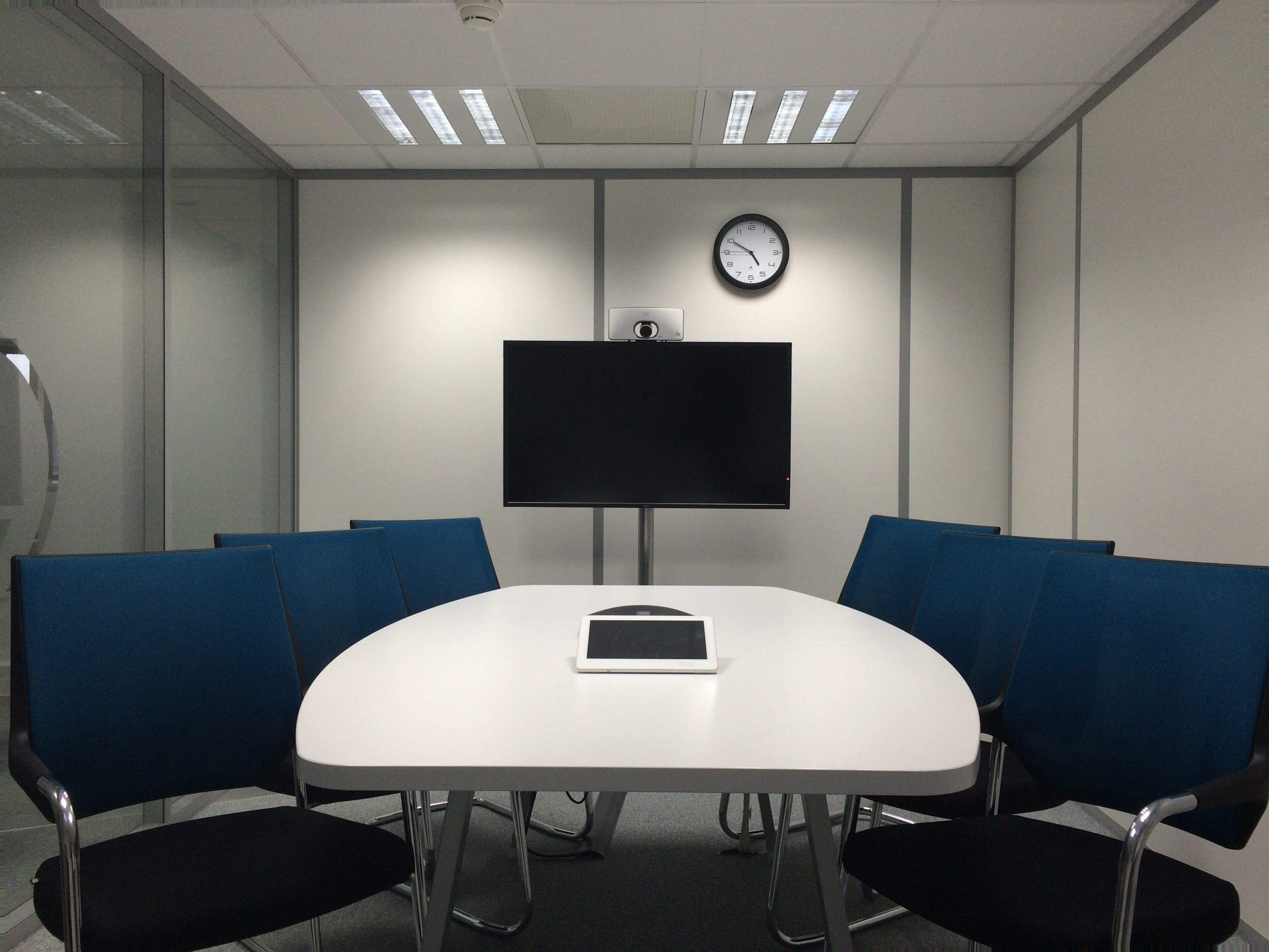 board room, television set, meeting room, business meeting, technology, empty, flat screen, office, conference, projection screen, table, office chair, HD Wallpaper