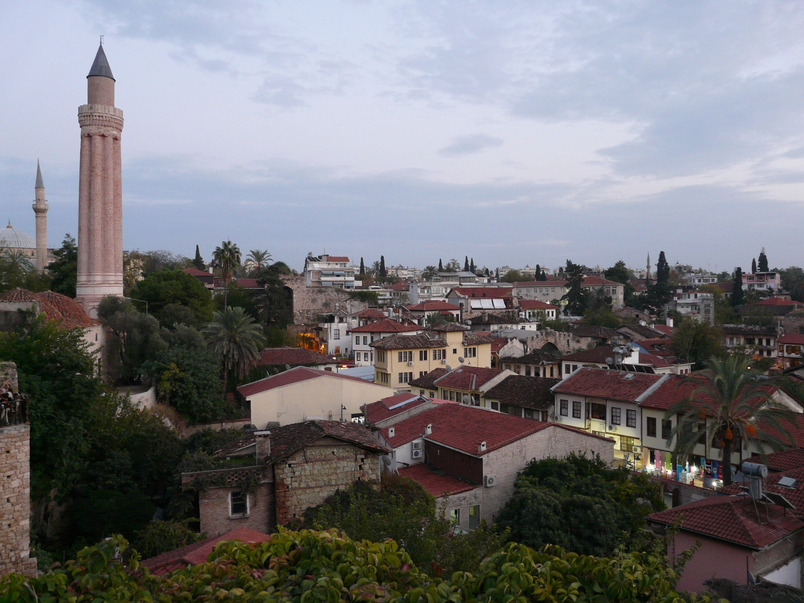 residential district, mosque, skyscraper, antalya, architecture, mosque of yivli seminars, yivli seminars, 2K, nature, no people, seldschukisch, day, homes, HD Wallpaper