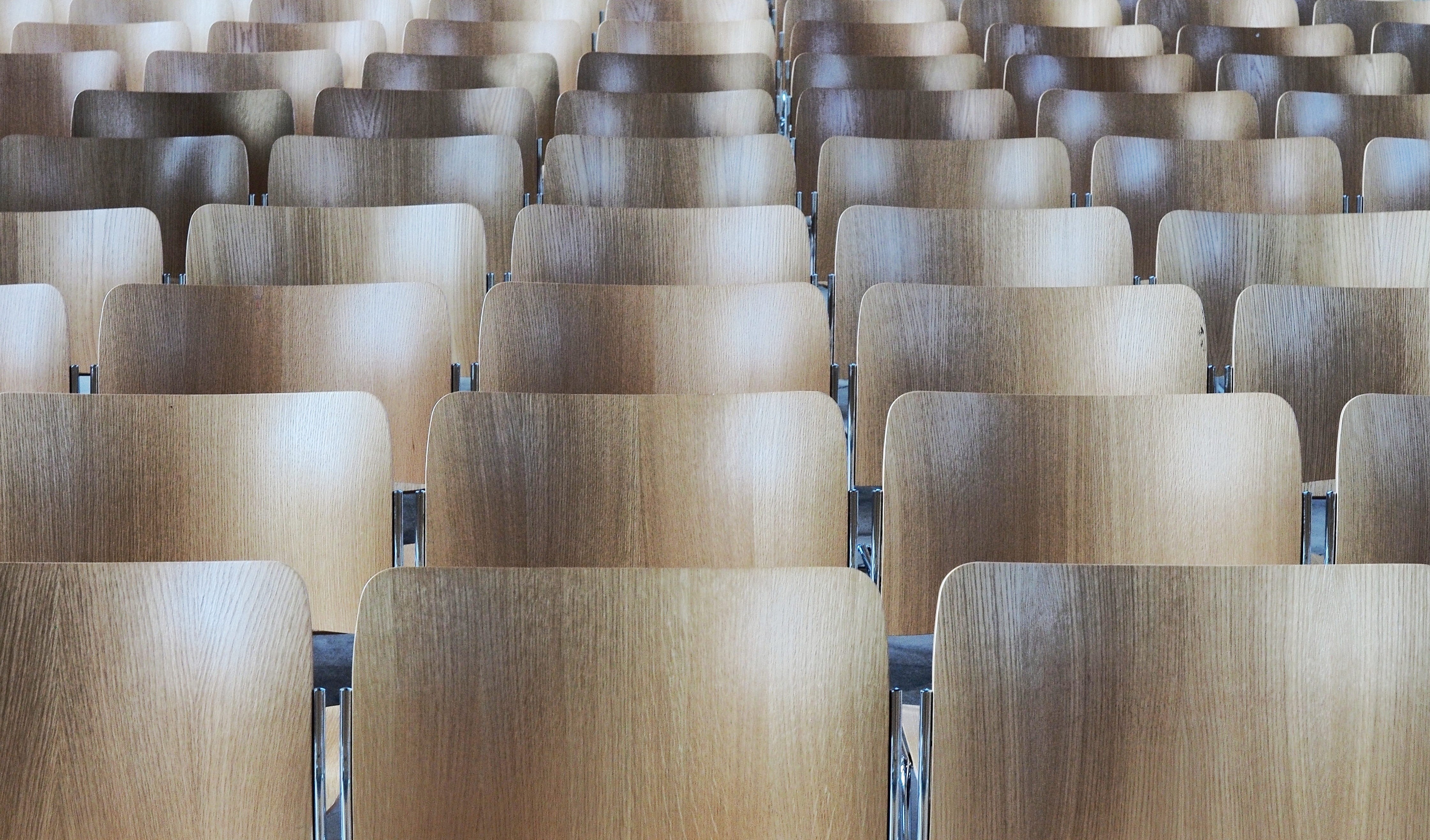 4K, ranks, seating, close-up, wooden, stadium, business, full frame, congregation, high angle view, empty, Rows, seminar, vacant, lines, Chair, industry, HD Wallpaper