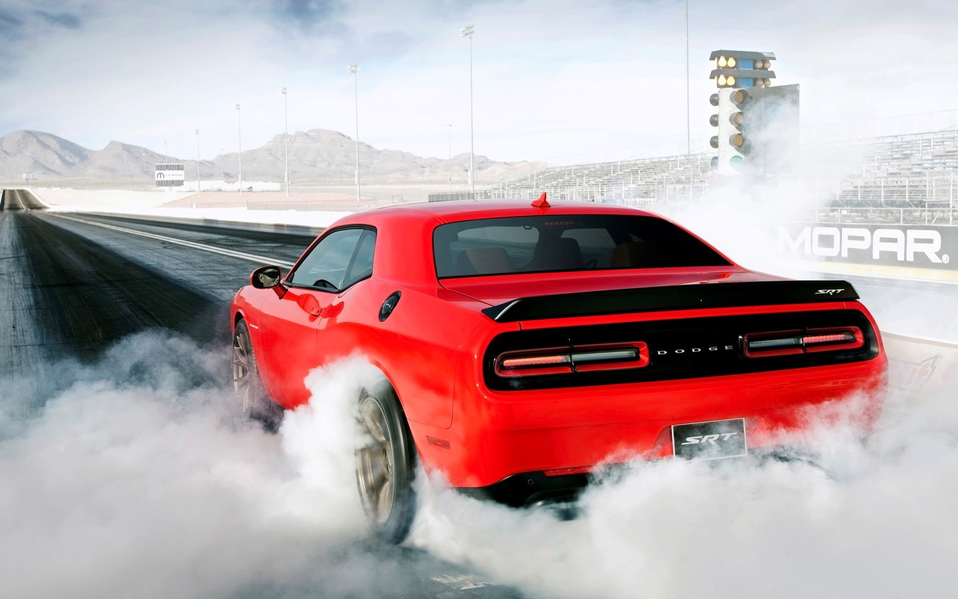 driving, 1080P, smoke - physical structure, road, Dodge Challenger, motion, people, sports race, snow, nature, communication, car, Dodge Challenger SRT, HD Wallpaper