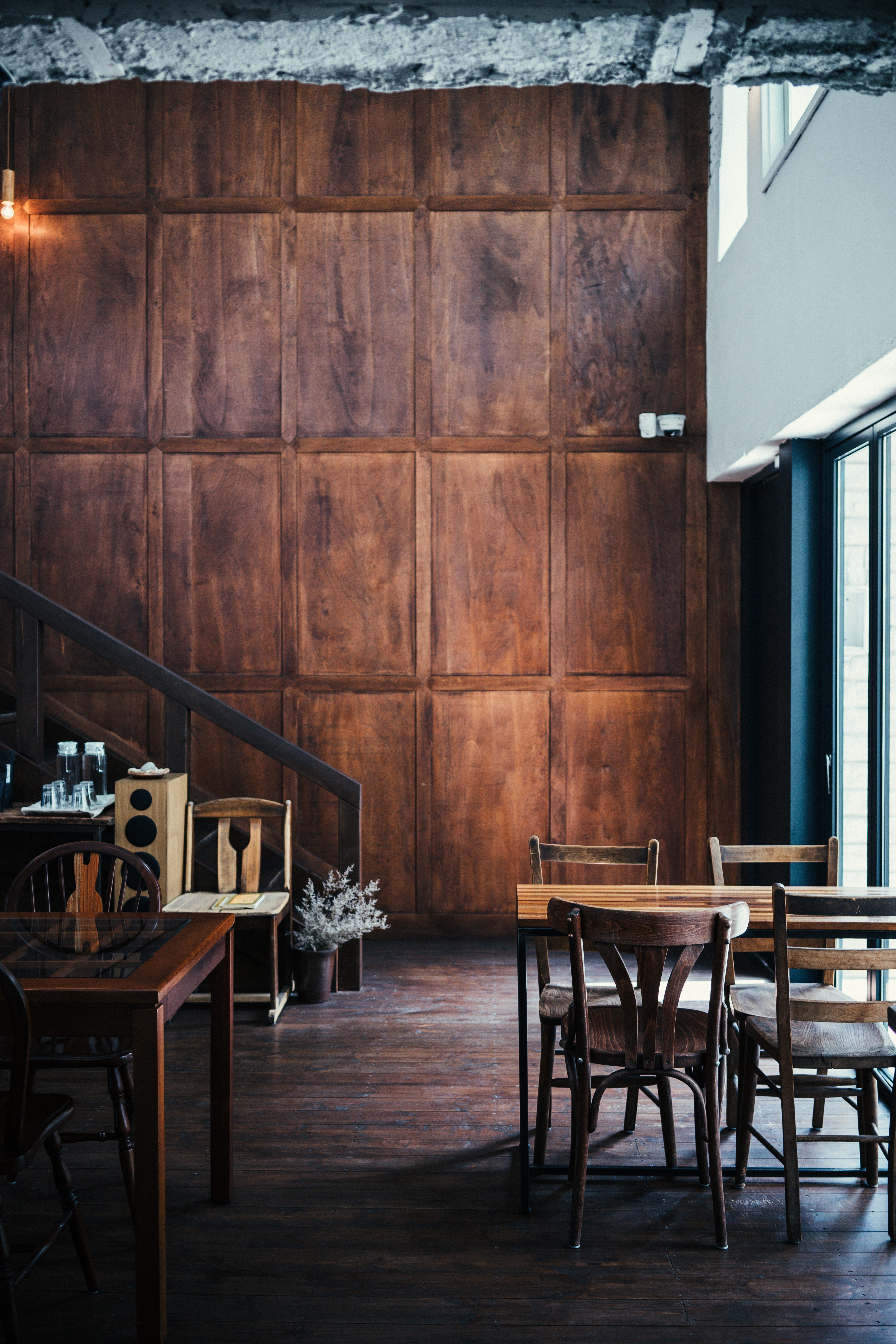 style, dining Room, wooden floor, luxury, inside Of, decoration, space, window, flooring, interior design, decor, chair, no People, antique, restaurant, Phone HD Wallpaper