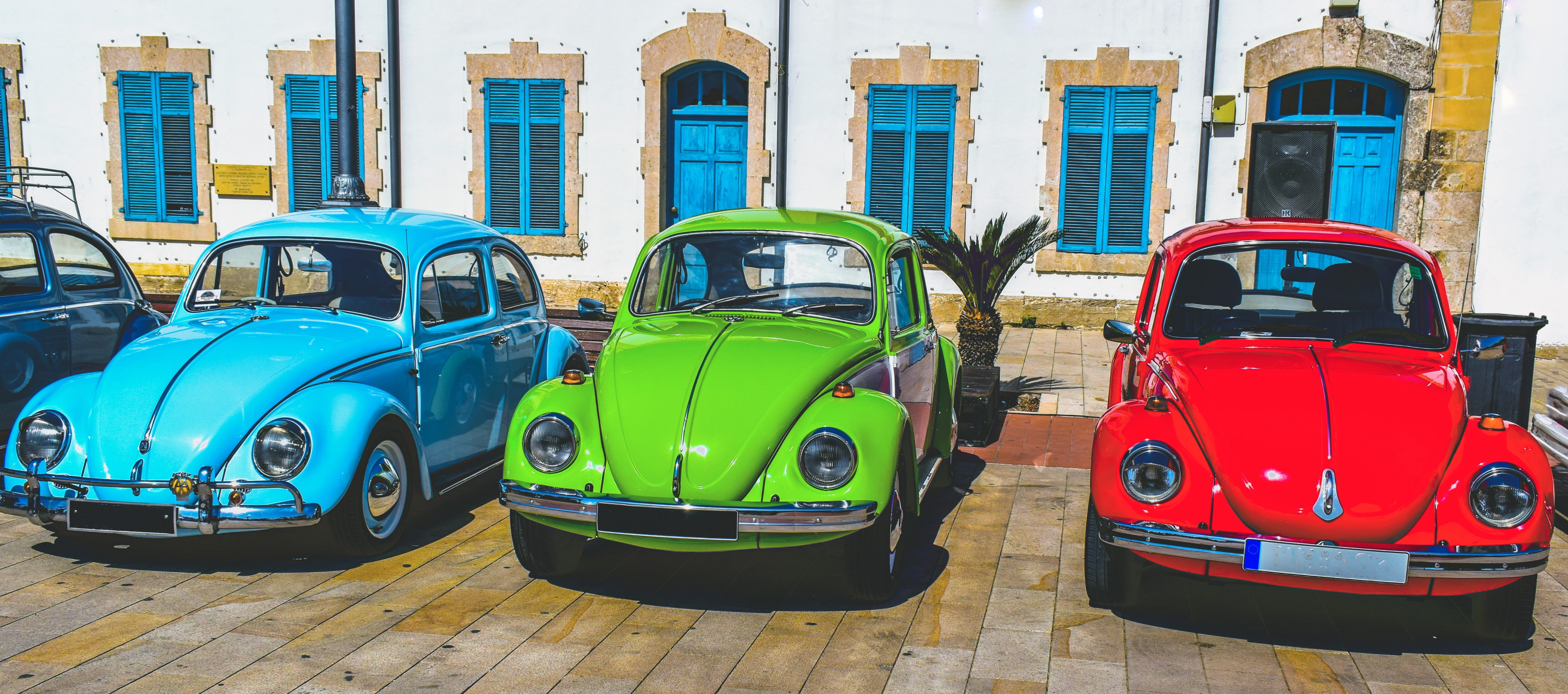nature, public transportation, day, vw, transport, oldtimer, land vehicle, green color, classic, vintage, 5K, motor vehicle, vehicle, volkswagen, nostalgia, HD Wallpaper