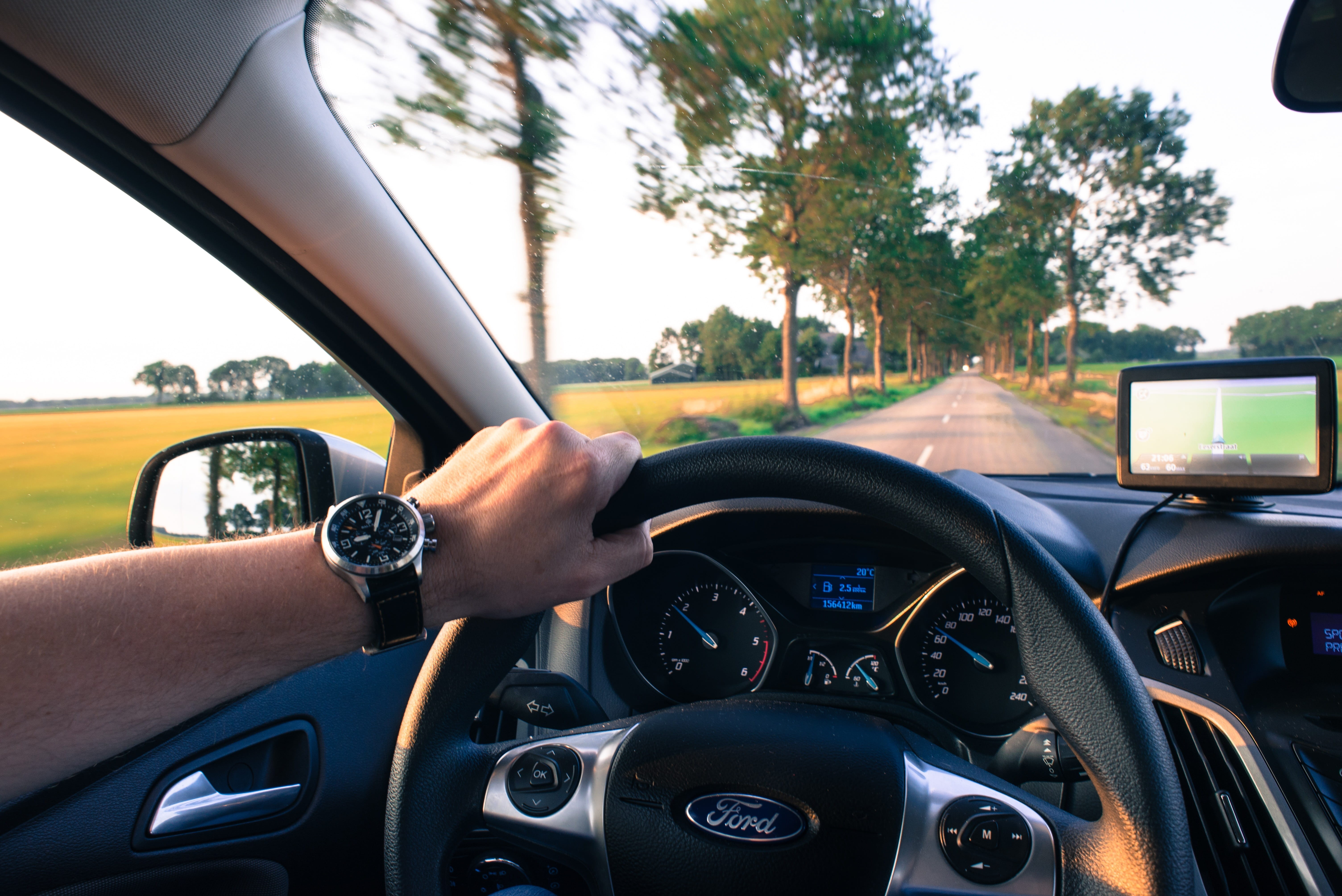 vehicle interior, fast, watch, speed, finger, car driving, automobile, indoors, one person, human hand, transportation, human body part, road, drive, glass - material, HD Wallpaper