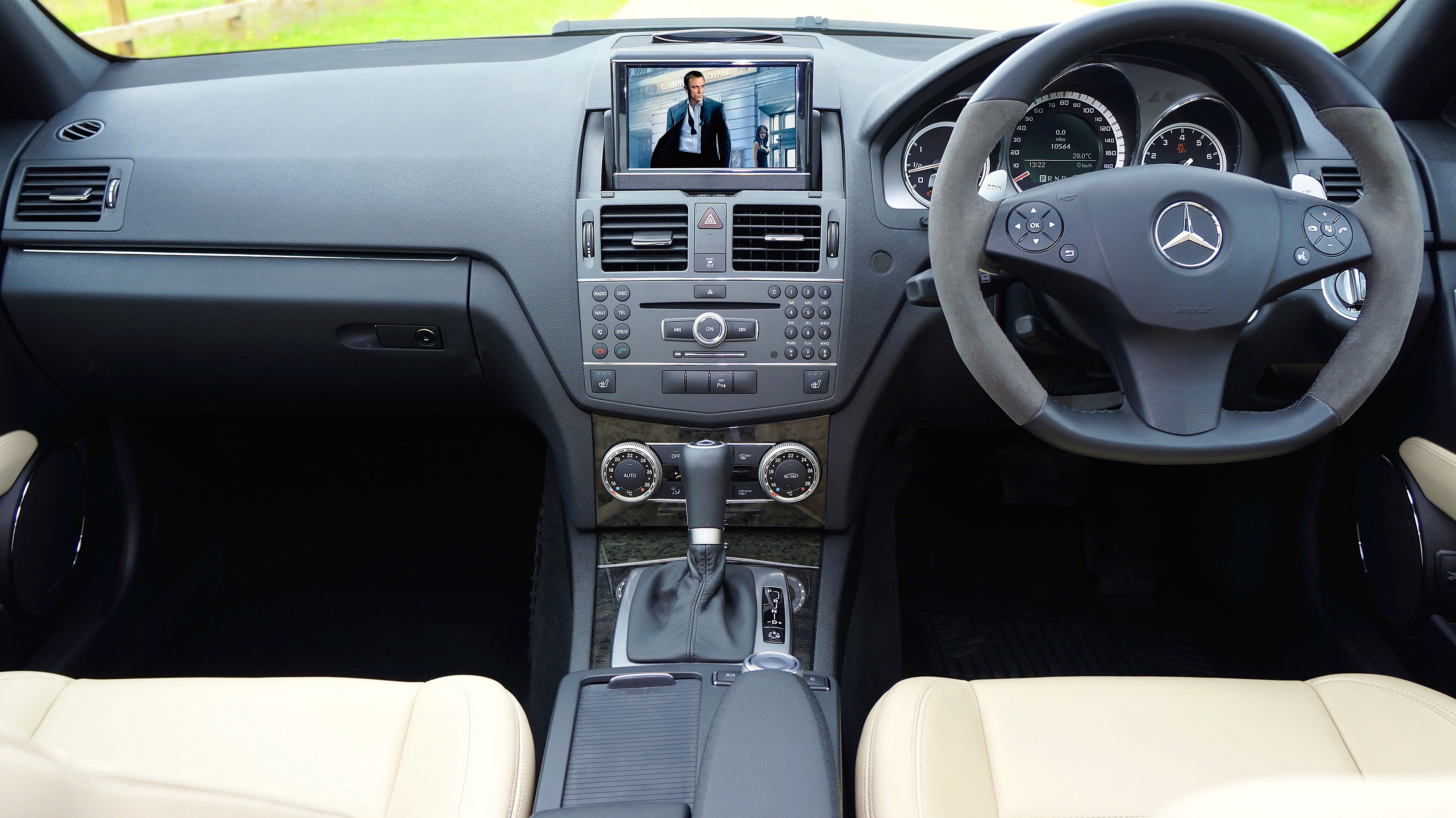 transportation, speedometer, vehicle seat, design, motor vehicle, 4K, day, drive, indoors, travel, odometer, dashboard, people, control, aerospace industry, HD Wallpaper
