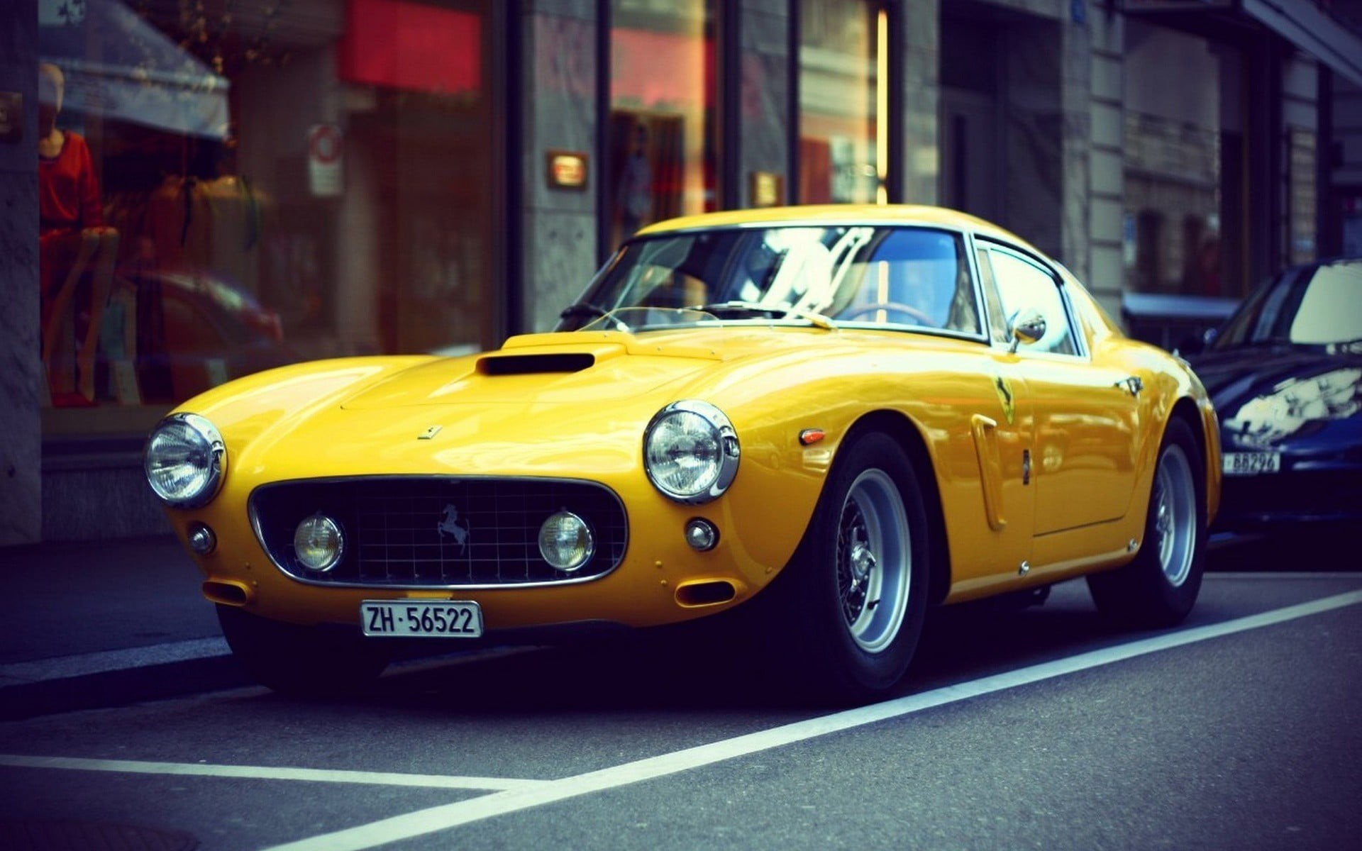 focus on foreground, Ferrari 250, classic, city street, mustang, motor vehicle, 1080P, building exterior, street, city, transportation, built structure, HD Wallpaper