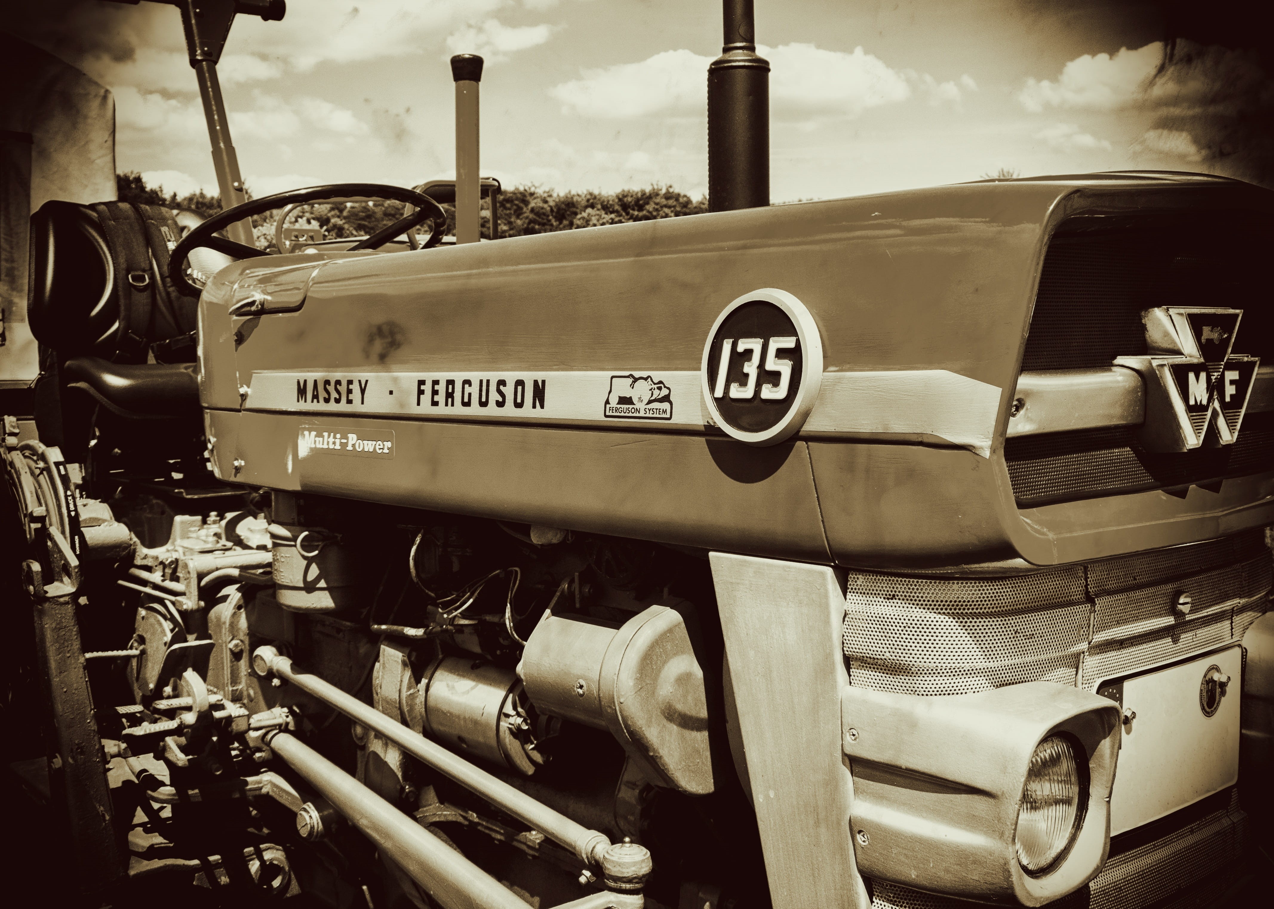 motor vehicle, restored, abandoned, car, commercial vehicle, public transportation, agricultural machinery, Massey Ferguson, number, sky, metal, land vehicle, HD Wallpaper