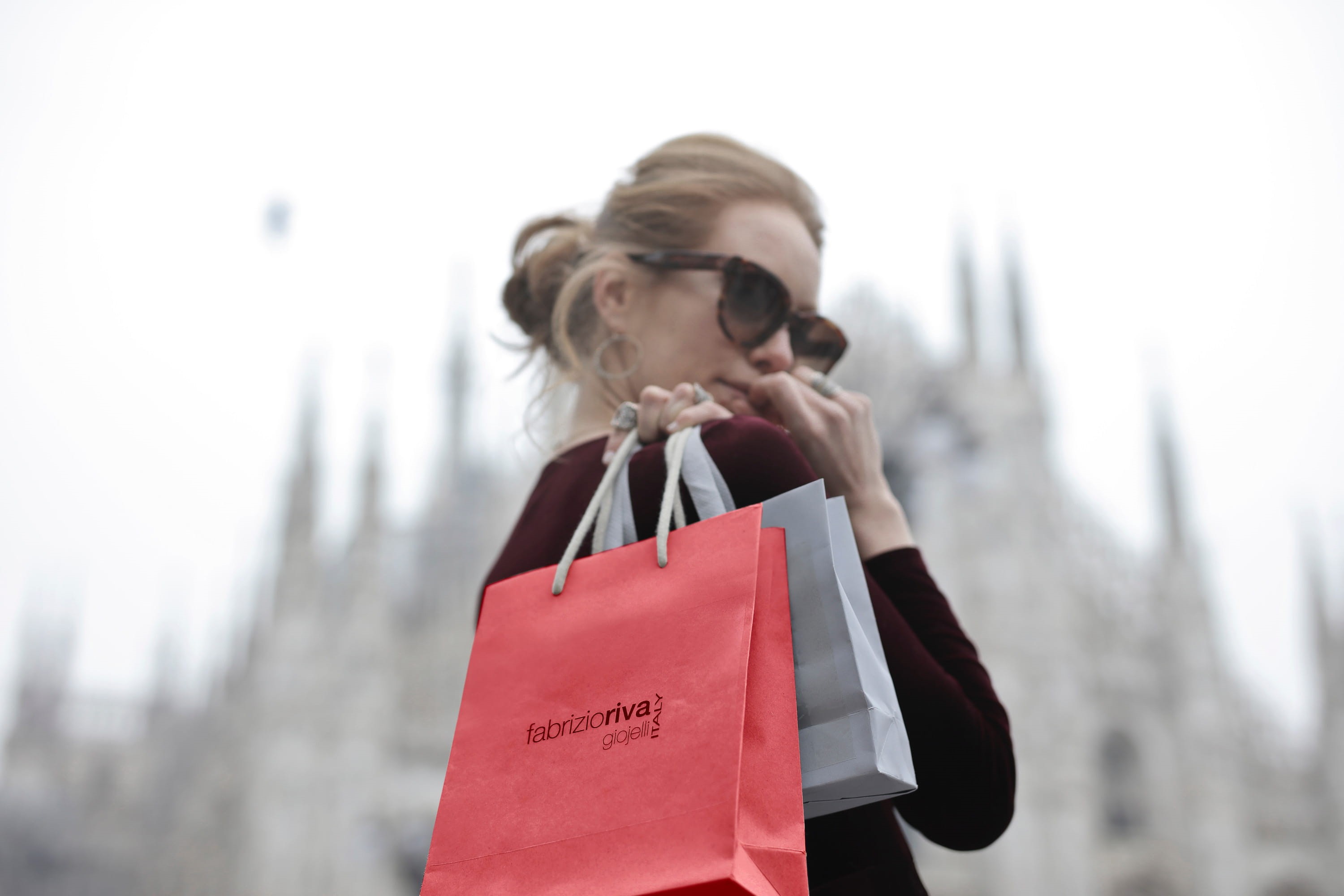 buying, outdoors, 25-30 year old, spending money, people, young adult, consumerism, customer, style, retail, hand, holding, shopping bags, shopping bag, HD Wallpaper