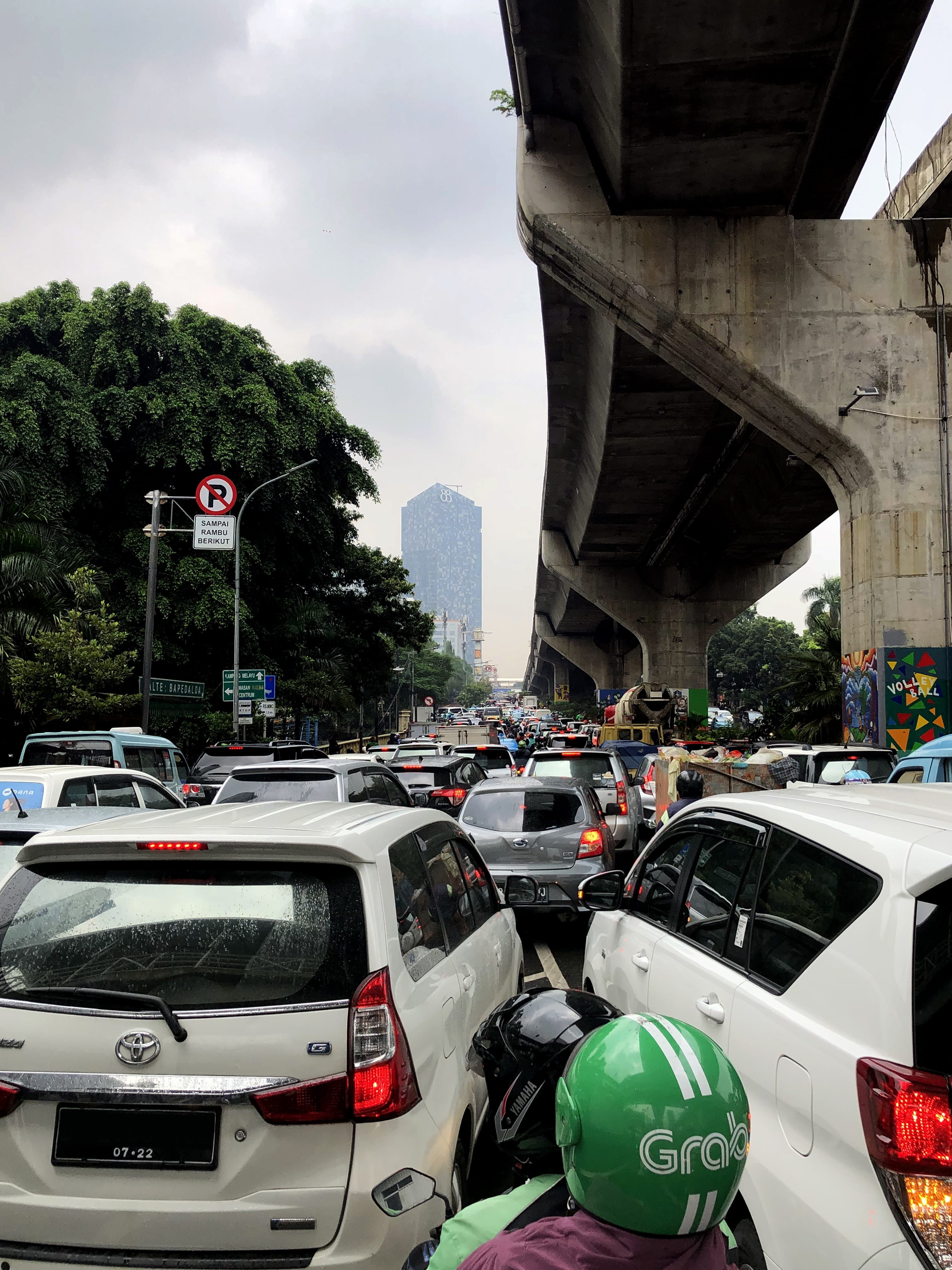 busyroad, way, bridge - man made structure, street, apparel, automobile, indonesia, jl. casablanca, vehicle, transportation, traffic, bridge, kecamatan setiabudi, Phone HD Wallpaper