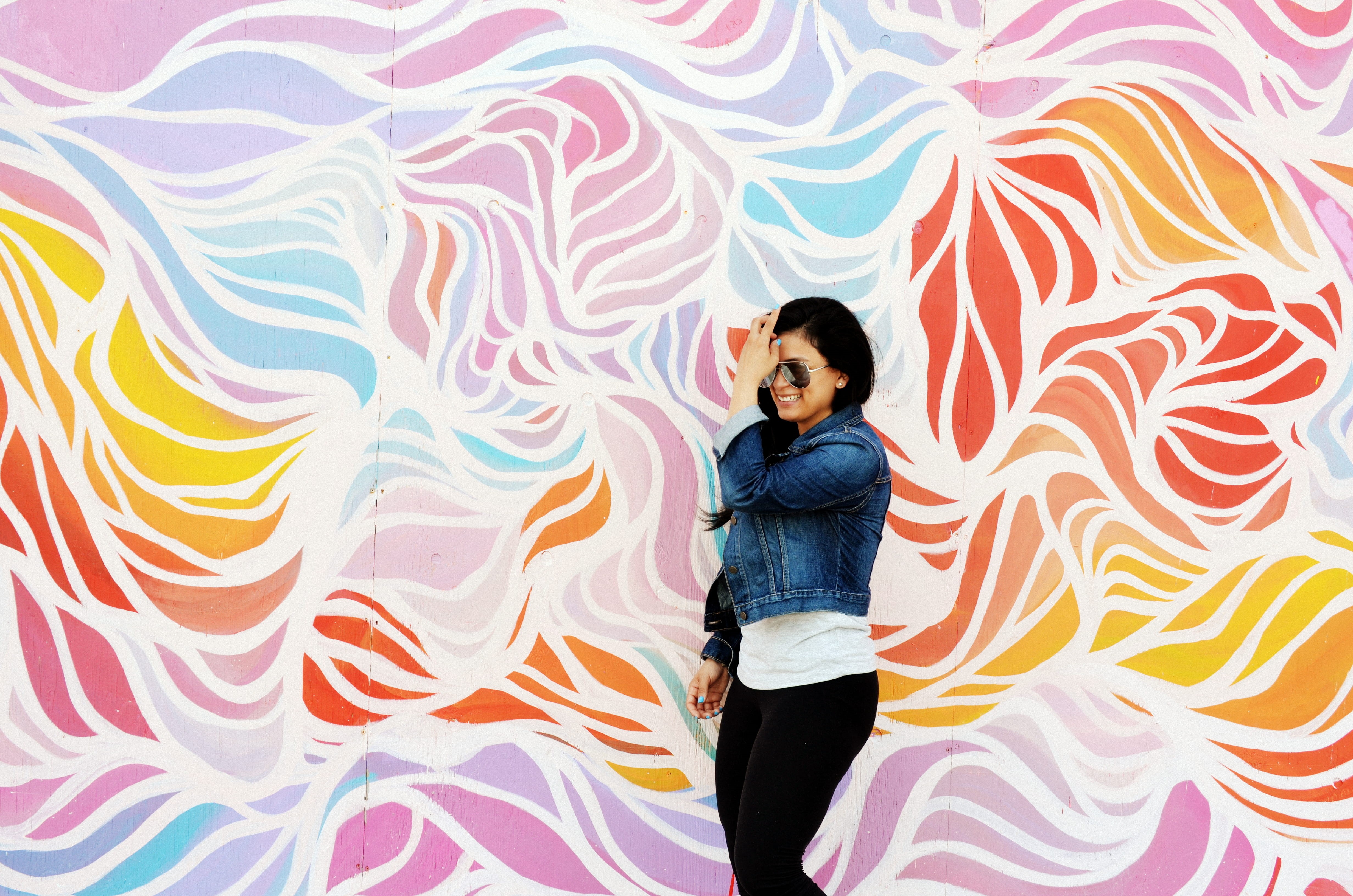 abstract, 4K, glasses, blue, indoors, black, adult, girl, leisure activity, model, female, beautiful, jacket, side view, portrait, background, looking at camera, HD Wallpaper