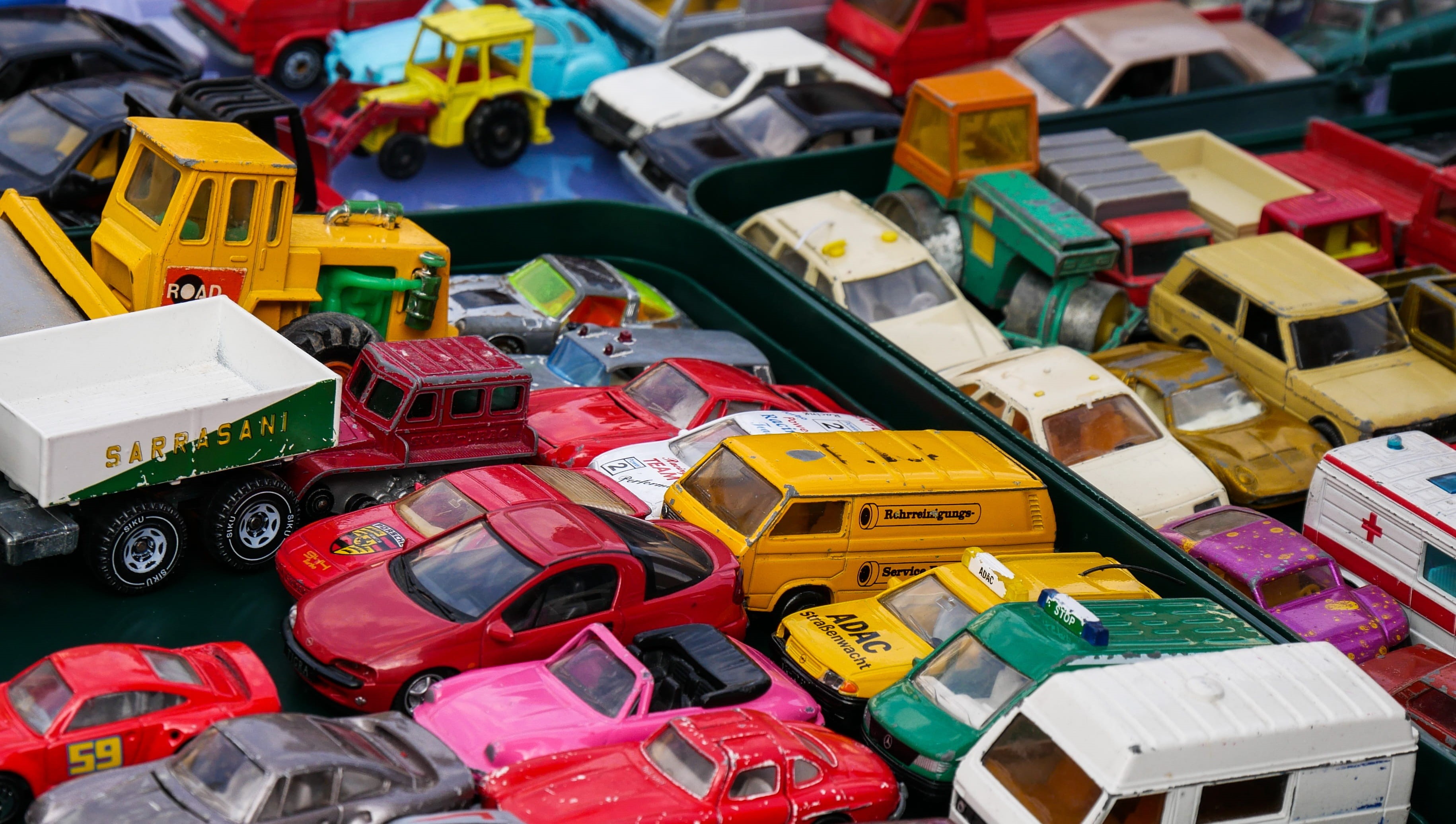 Vehicles, Traffic, street market, tilt shift, motor vehicle, toy car, multi colored, mode of transportation, police, large group of objects, high angle view, HD Wallpaper