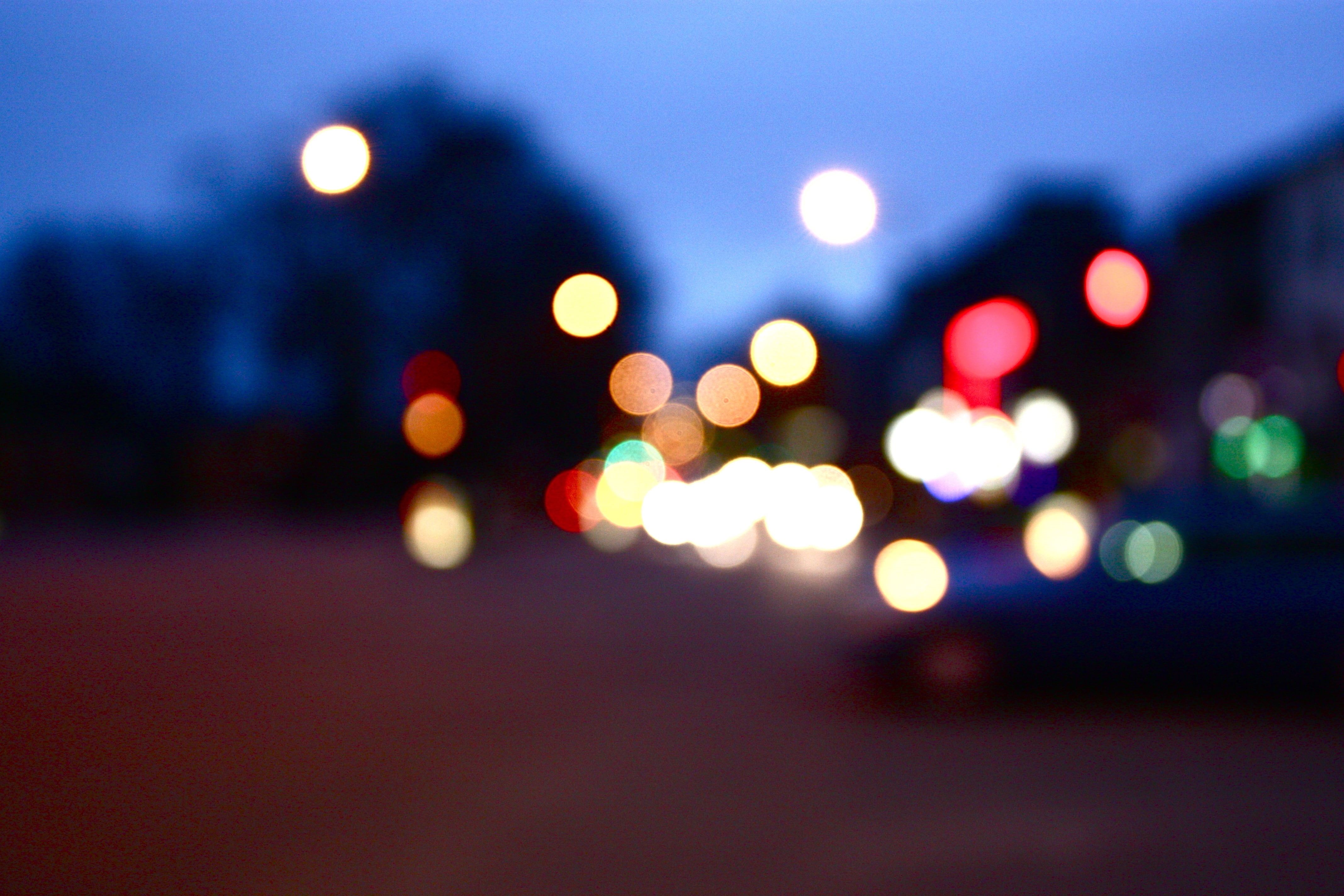 lights, defocused, spotted, 4K, city, backgrounds, cars, 450d, untitled, nightlife, urban Scene, blurred, digital, yellow, Canon, evening, abstract, car, HD Wallpaper