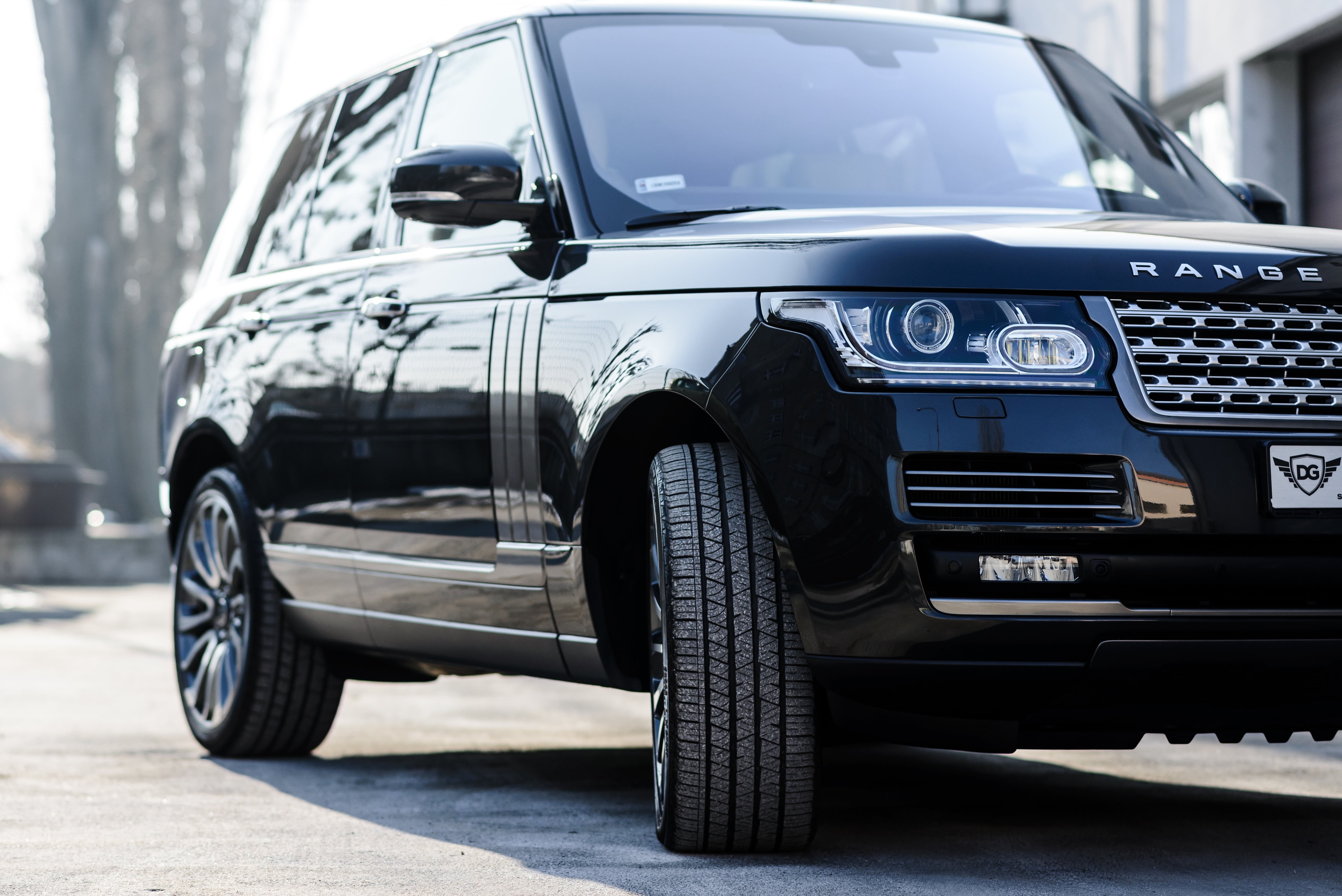 extreme, auto, driving, front view, suv, technology, no people, stationary, gray, mobile, vehicle, outdoors, truck, track, elegance, outdoor, focus on foreground, HD Wallpaper