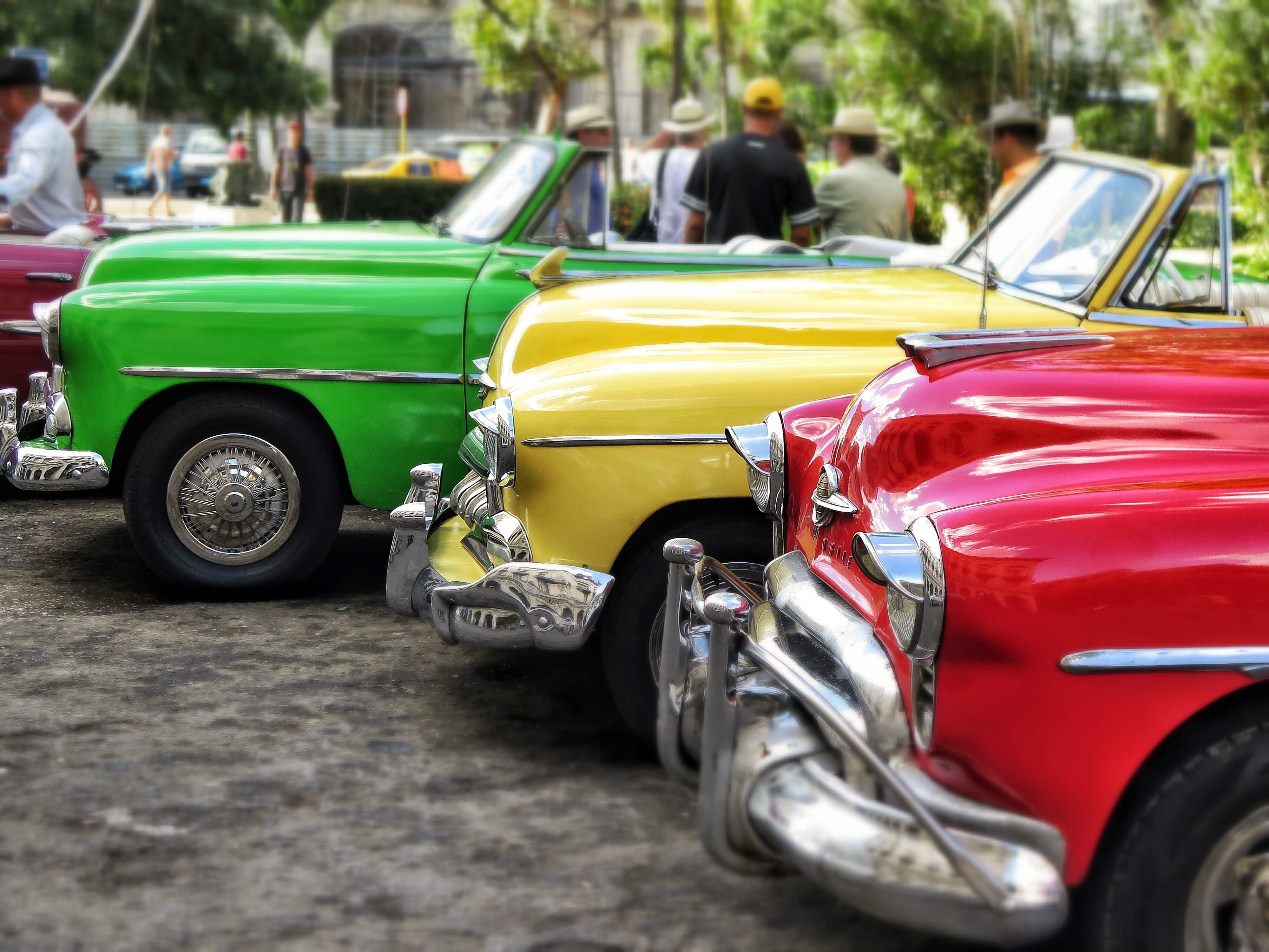 close-up, transportation, outdoors, selective focus, car, obsolete, city, land Vehicle, green, red, sixties, oldtimer, vintage, street, 4K, auto, chrome, HD Wallpaper