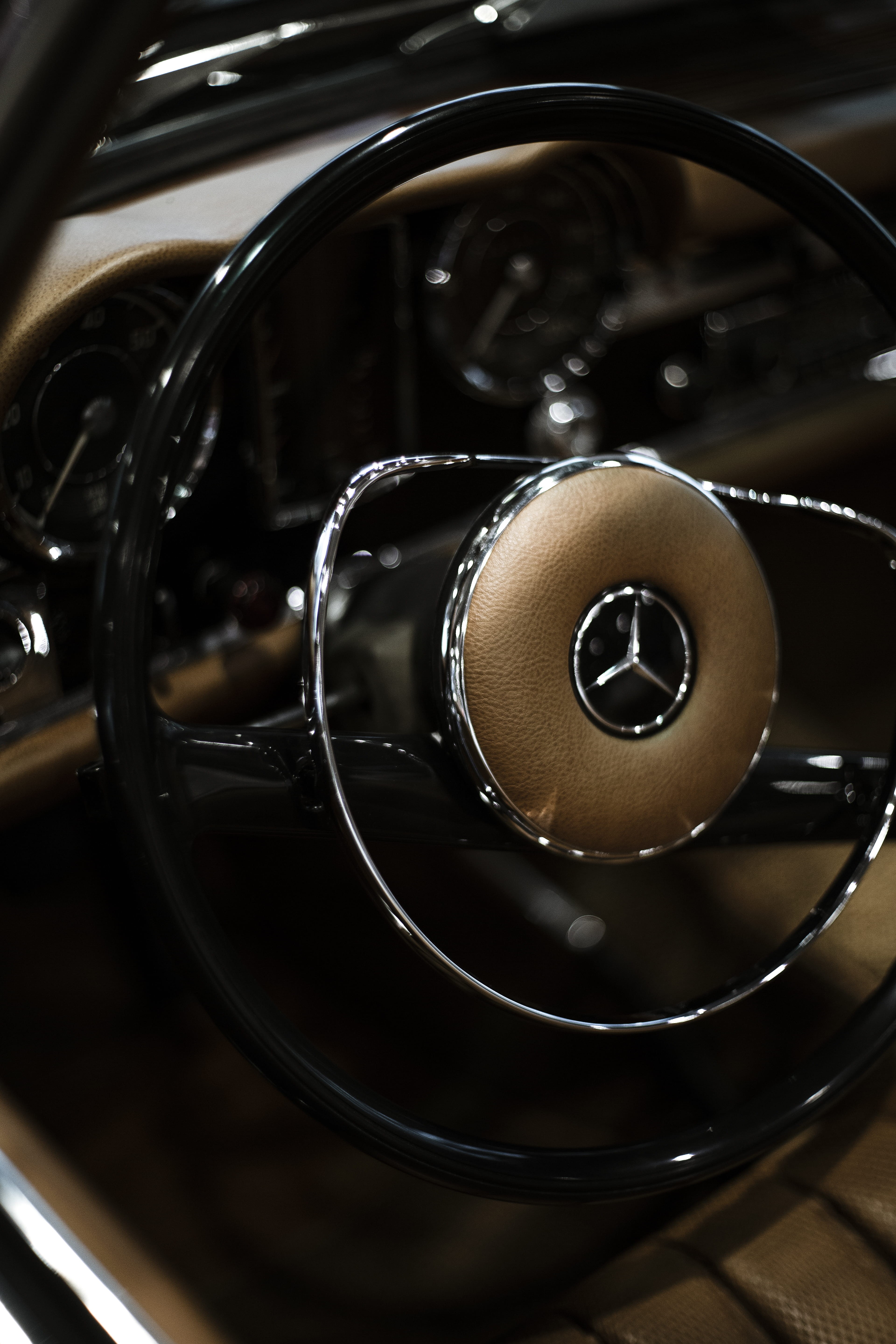 equipment, geometric shape, automobile, household equipment, close-up, steering wheel, black color, selective focus, shiny, still life, high angle view, Phone HD Wallpaper