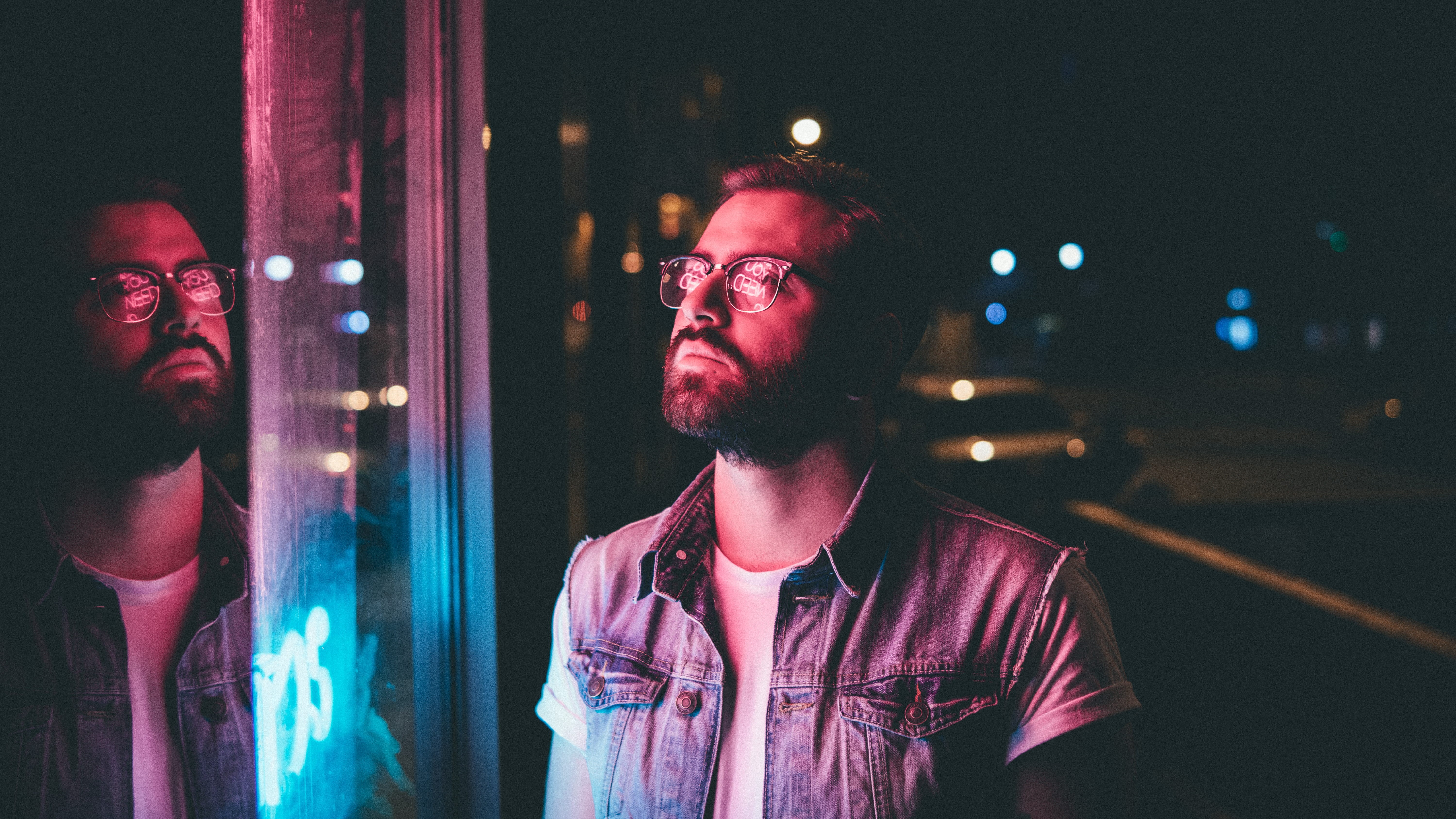 men, casual clothing, adult, glass, city, contemplation, illuminated, light, headshot, one person, neon, nightlife, twin, looking, flower, eyeglasses, lights, HD Wallpaper