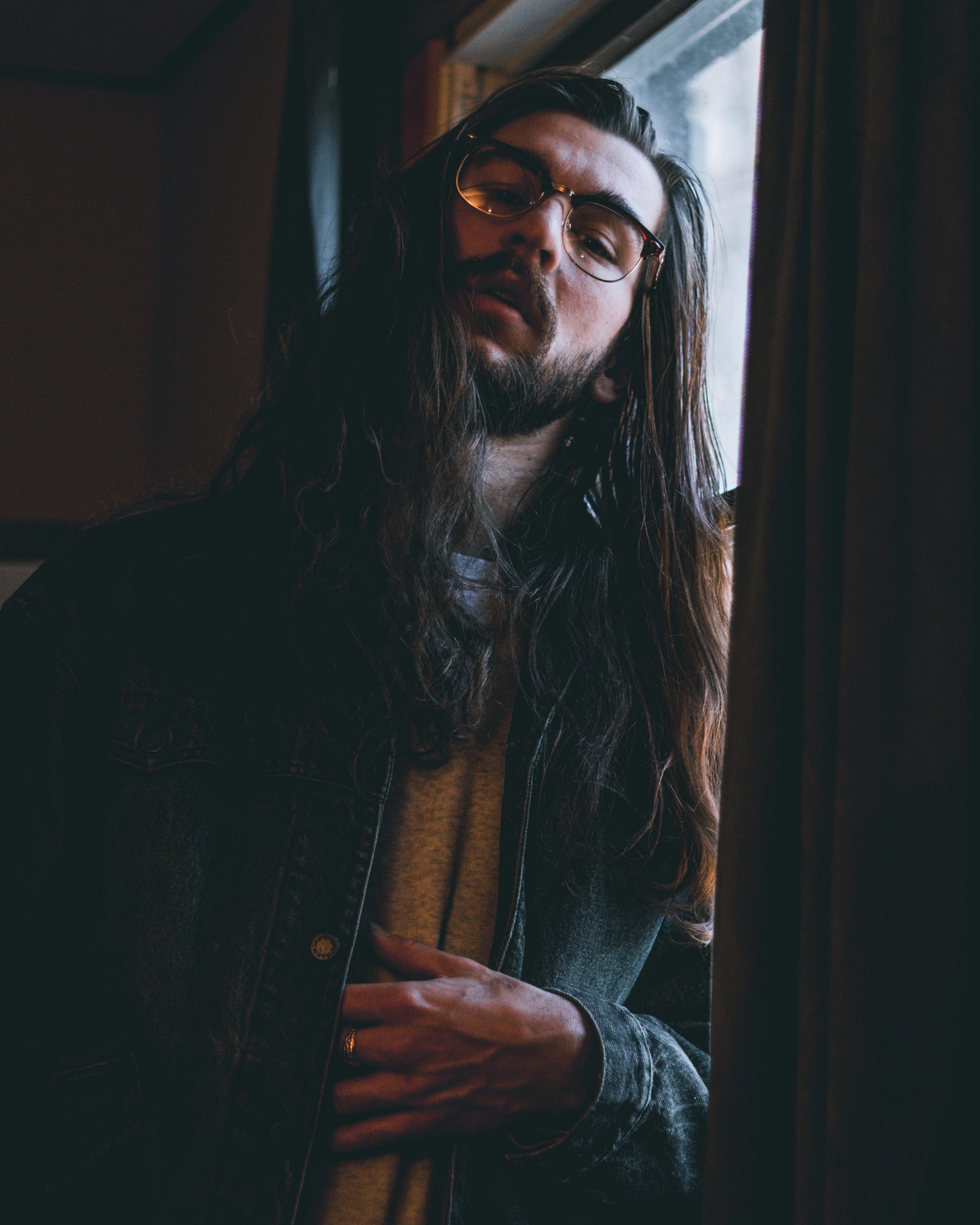 dream, looking, windowpane, one person, standing, hairstyle, male, portrait, casual clothing, young women, long hair, caucasian, lifestyles, window, indoors, Phone HD Wallpaper