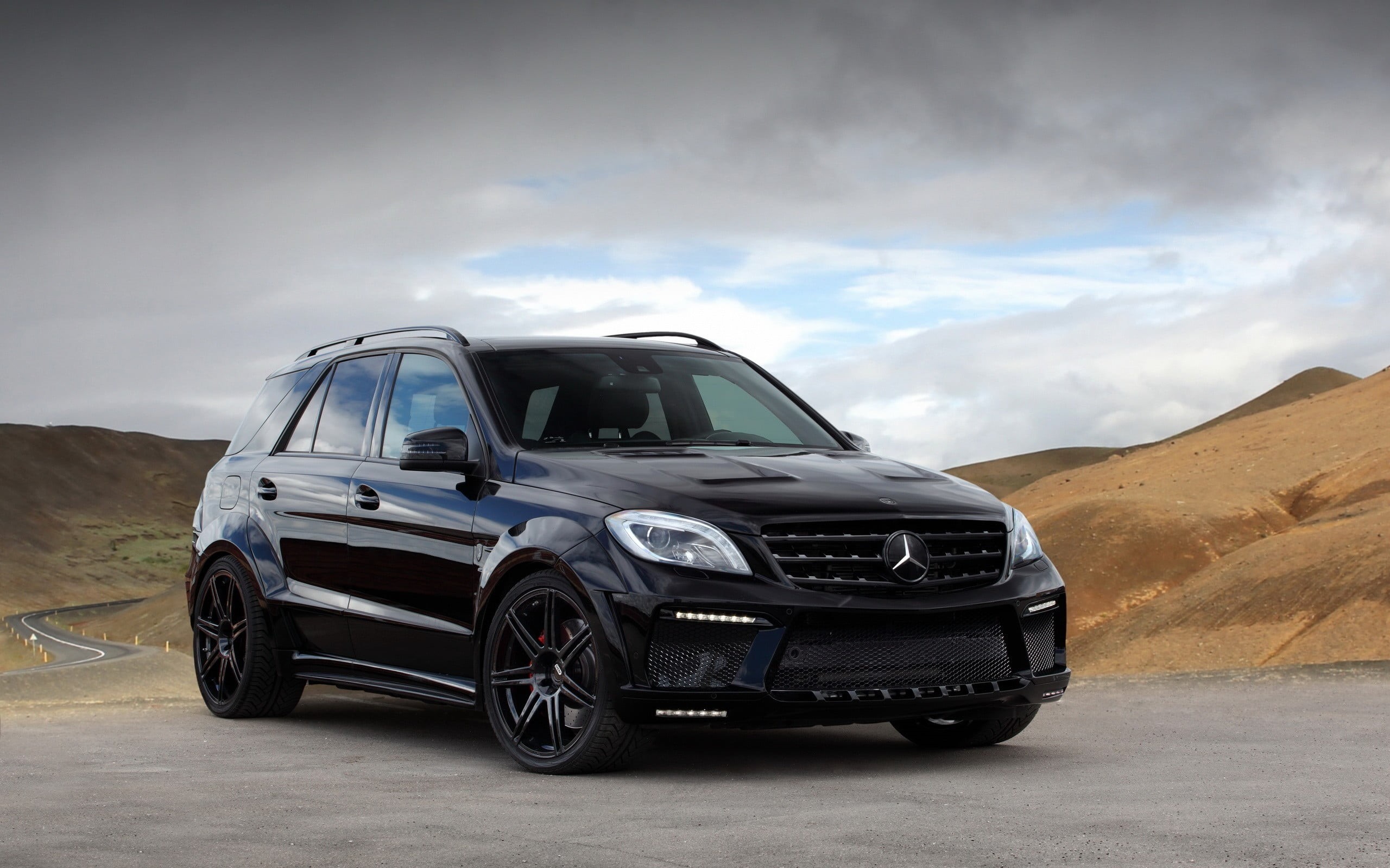 environment, Mercedes-Benz ML 63, mountain, road trip, mercedes, Mercedes-Benz, retro styled, outdoors, land vehicle, black, motor vehicle, benz, non-urban scene, HD Wallpaper